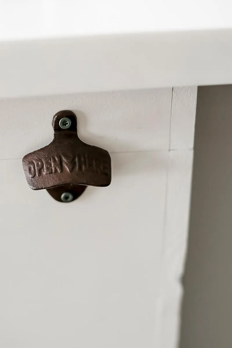 Decorative detail in The Grant by Black Swan