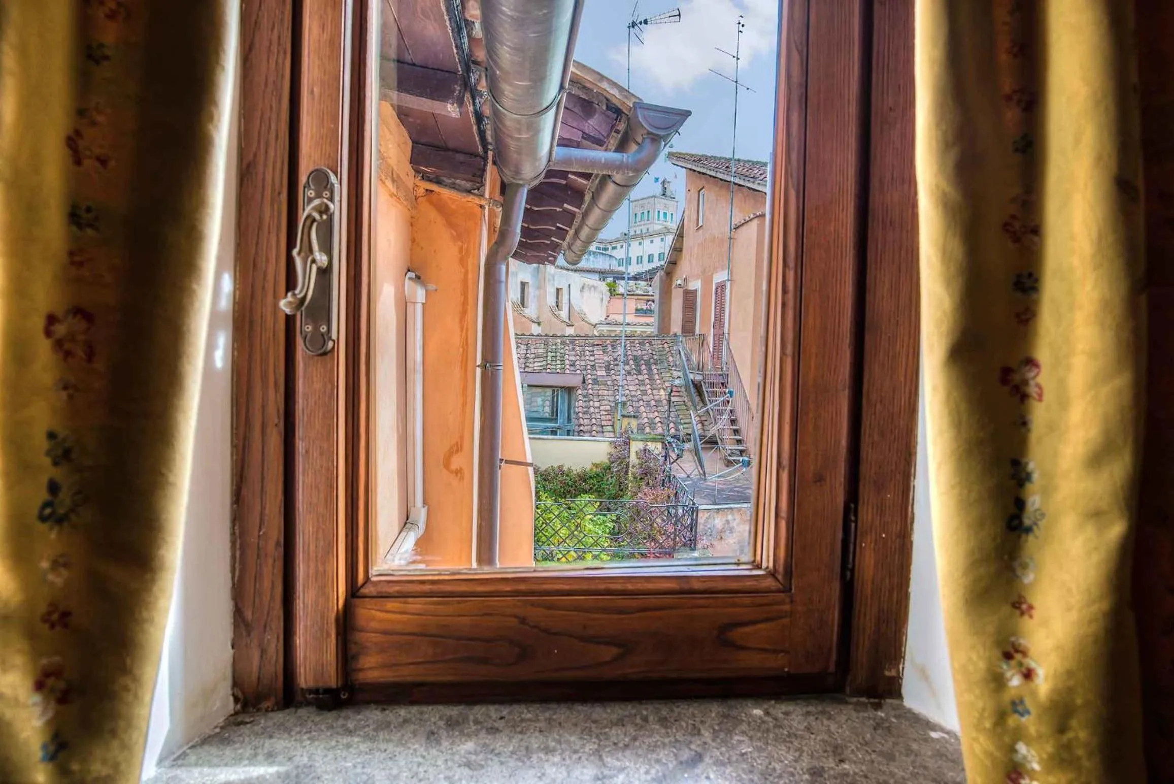 City view in Hotel Fontana