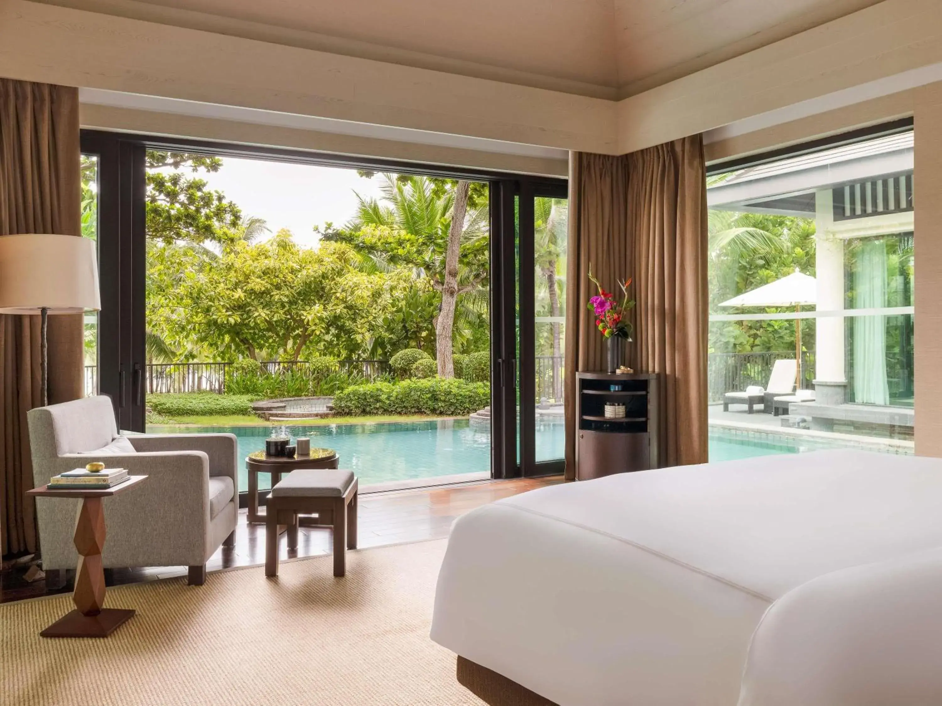 Bedroom, Bed in Raffles Hainan Clear Water Bay Bedroom, Bed in Raffles Hainan Clear Water Bay