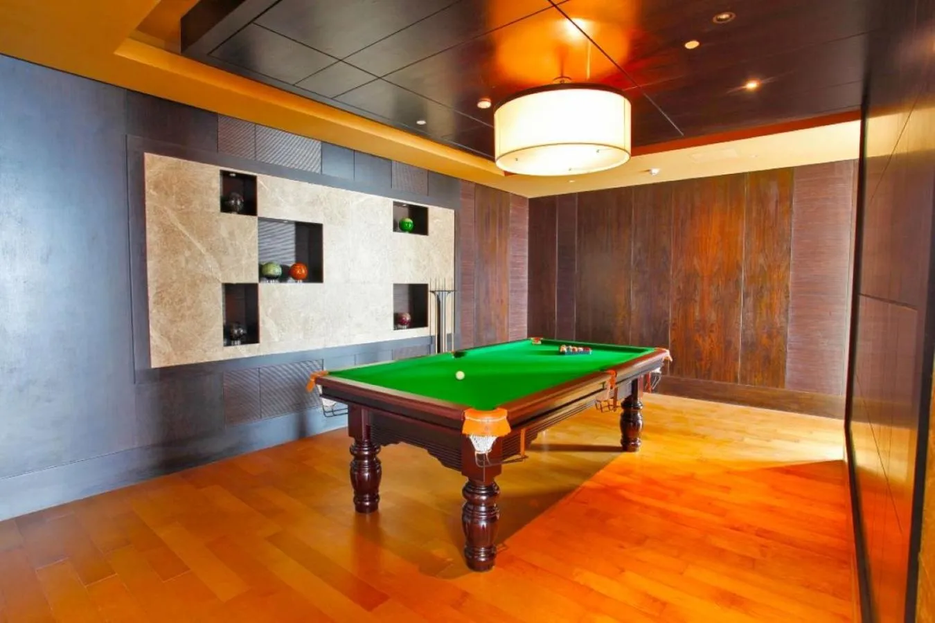 Entertainment in Raffles Hainan Clear Water Bay