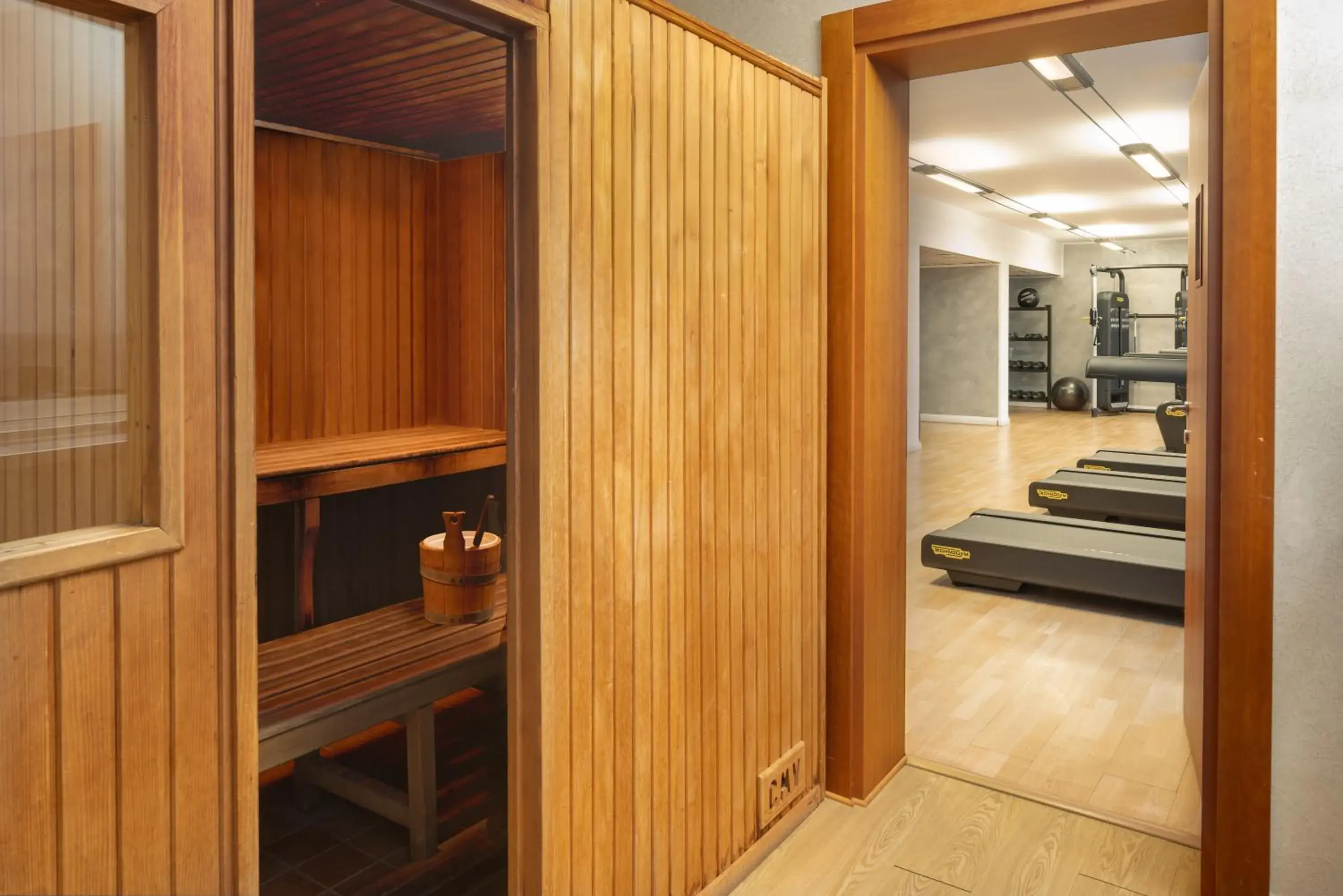 Property building in Crowne Plaza Milan Linate by IHG Property building in Crowne Plaza Milan Linate by IHG