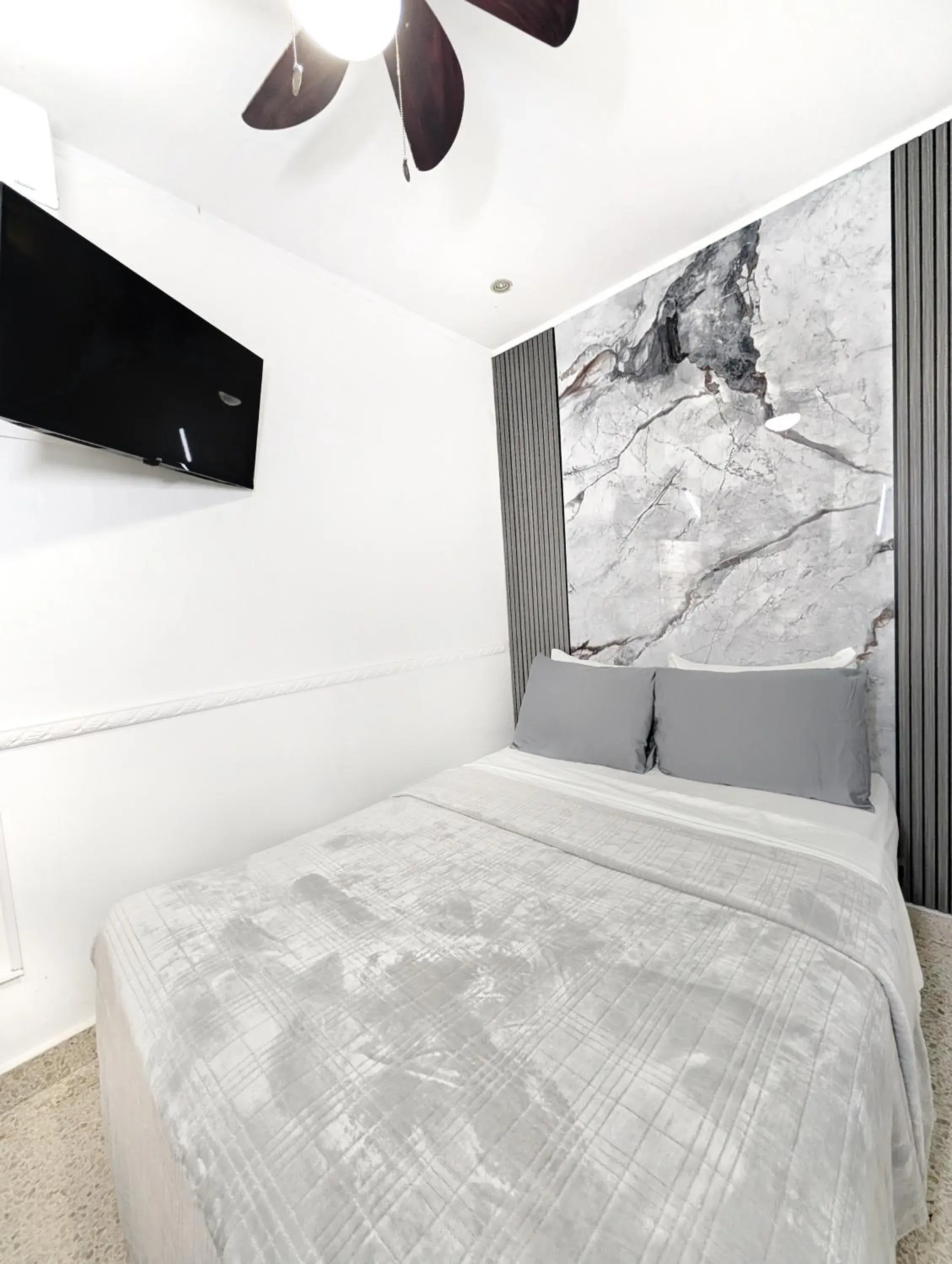 Twin Room with Shared Bathroom in Hostal Yoha Twin Room with Shared Bathroom in Hostal Yoha