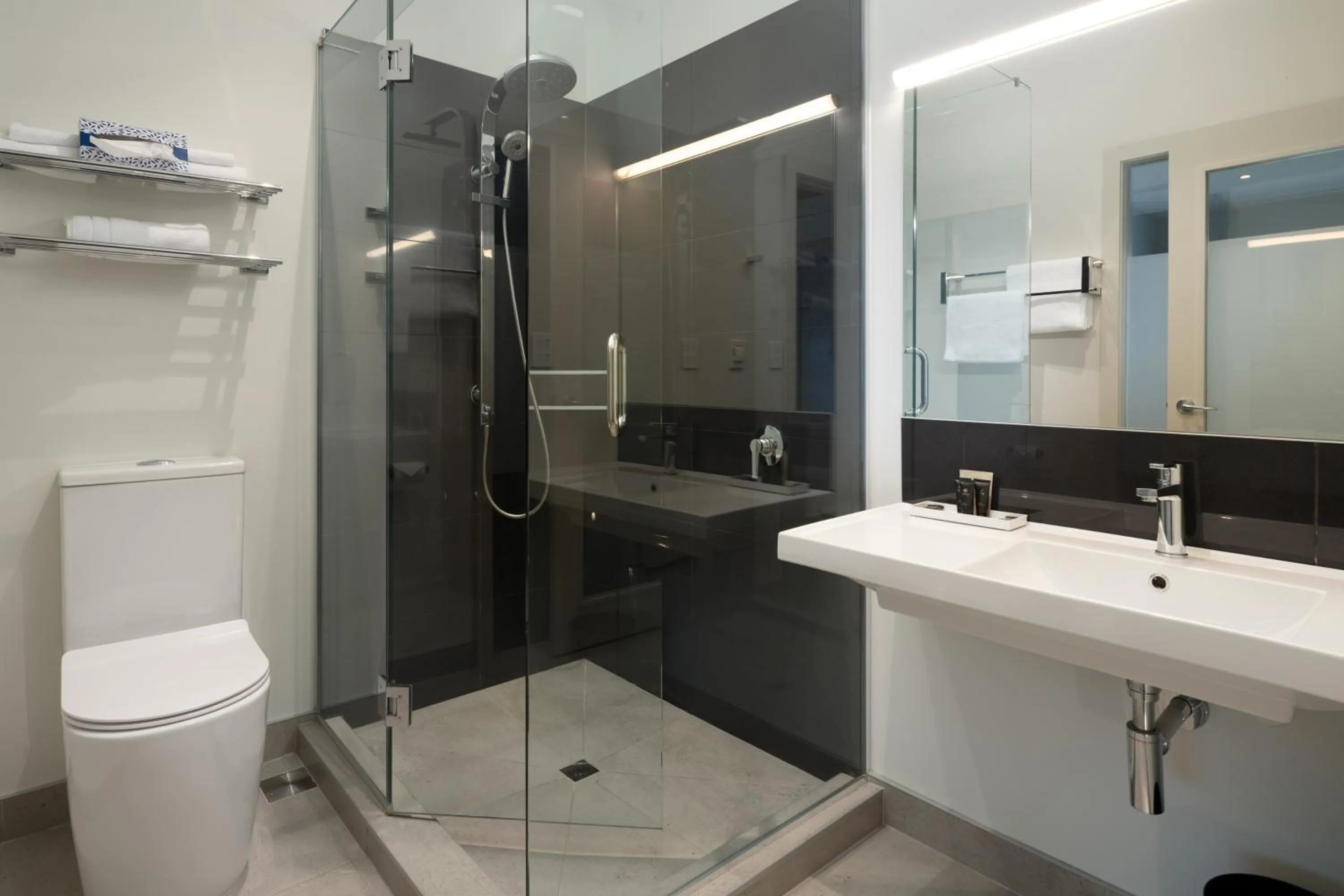 Riverside Hotel Marlborough