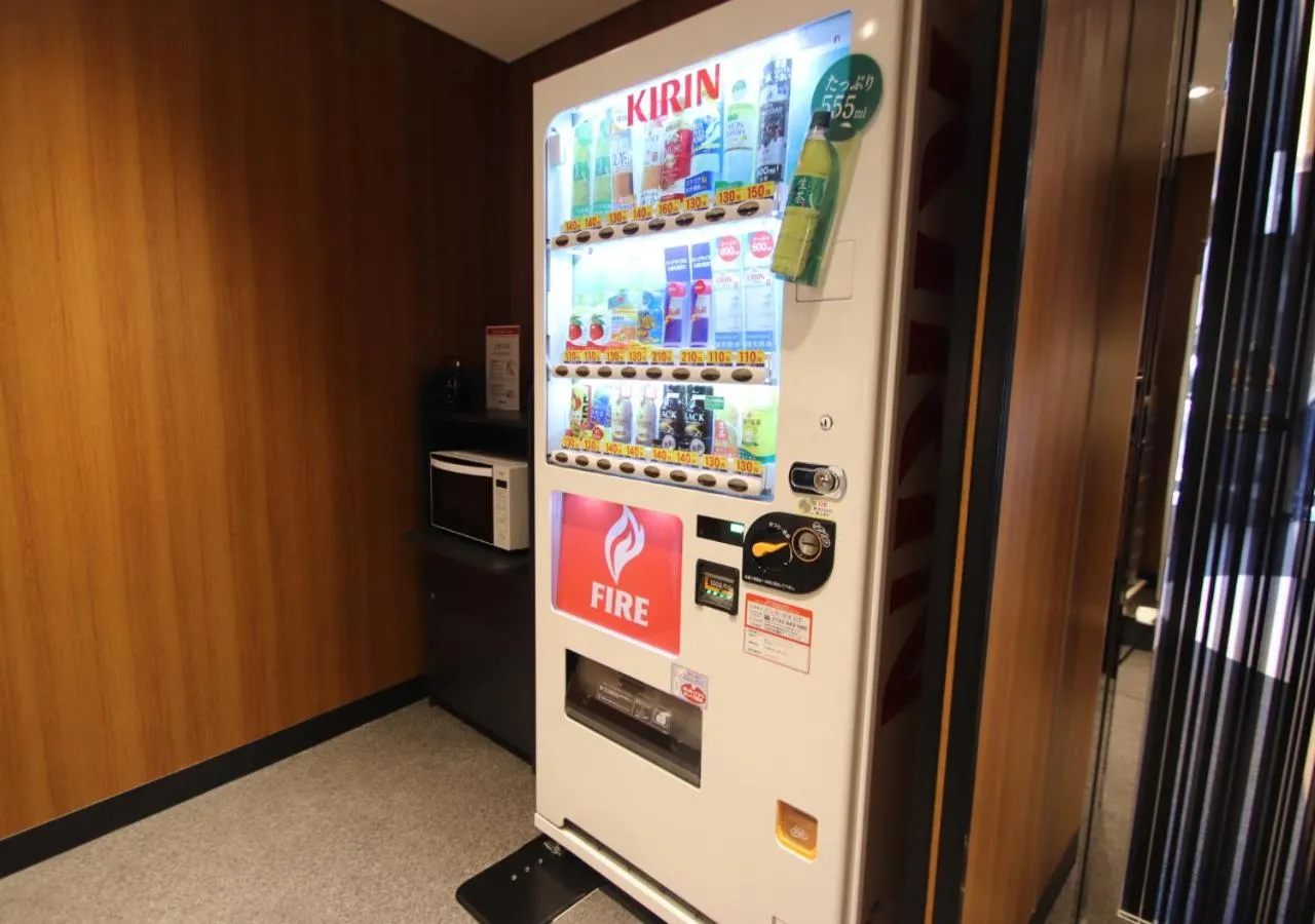 vending machine in APA Hotel Kamata Ekimae