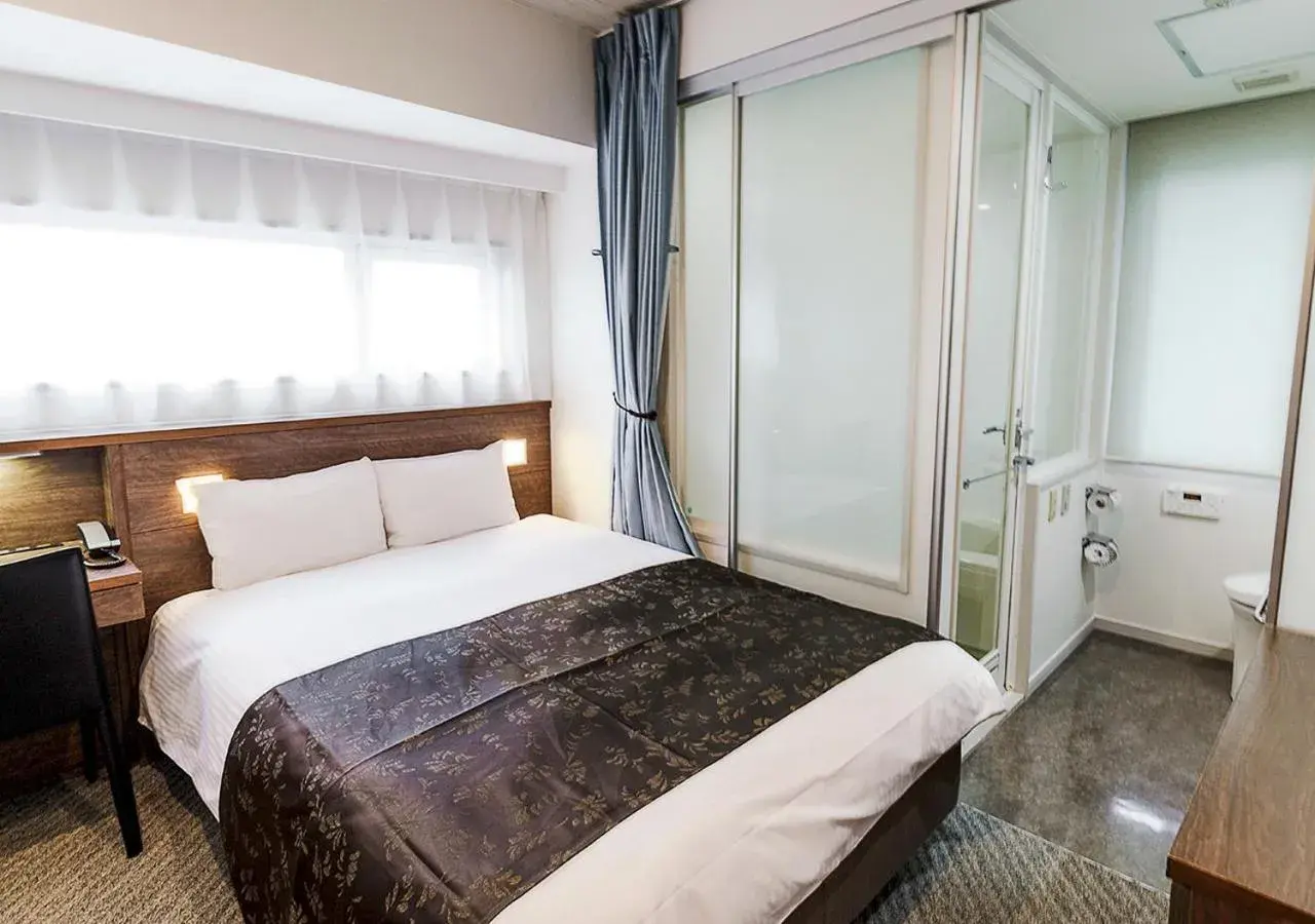 Photo of the whole room, Bed in APA Hotel Kamata Ekimae Photo of the whole room, Bed in APA Hotel Kamata Ekimae