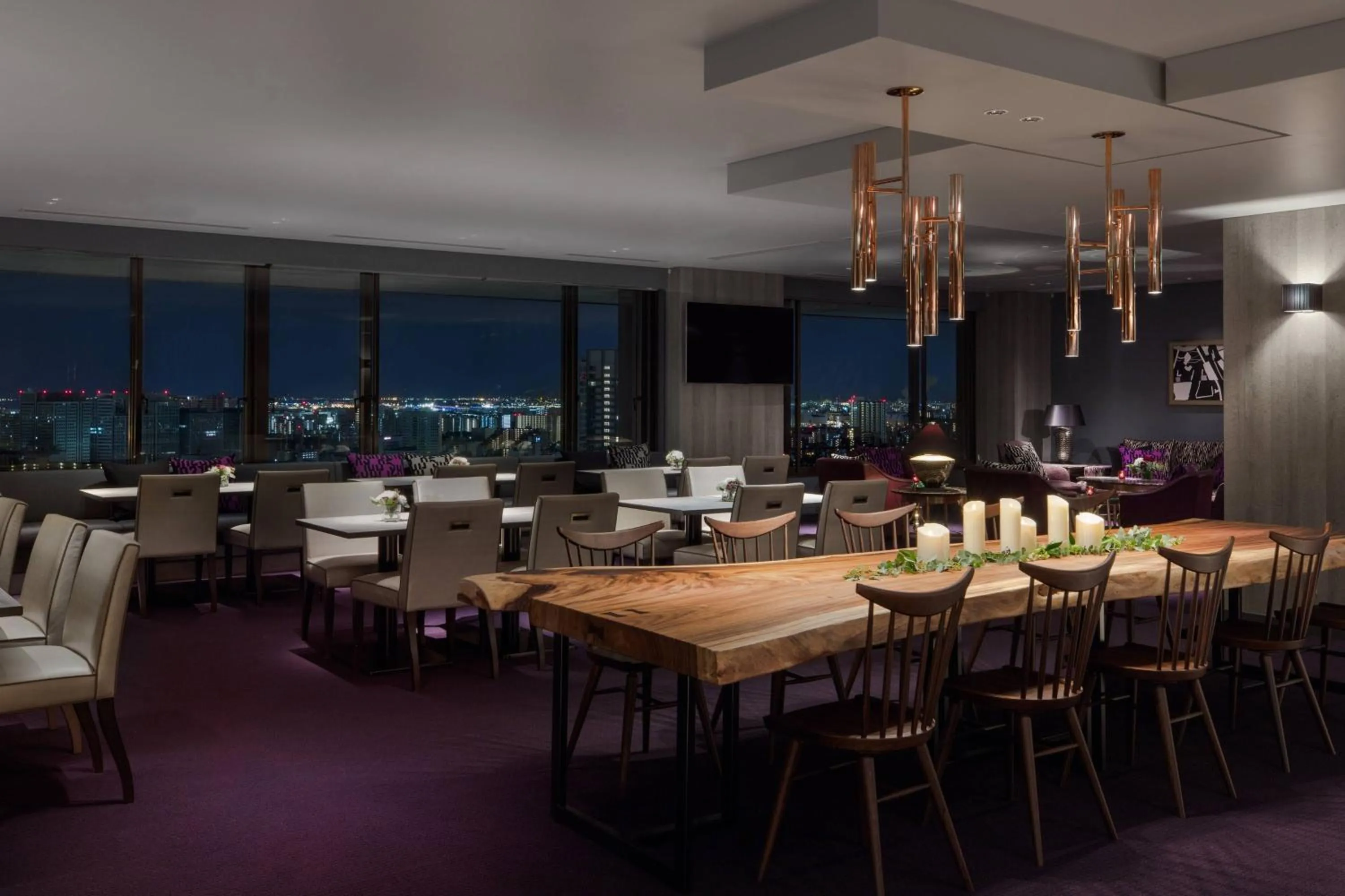 Lounge or bar in Tokyo Marriott Hotel