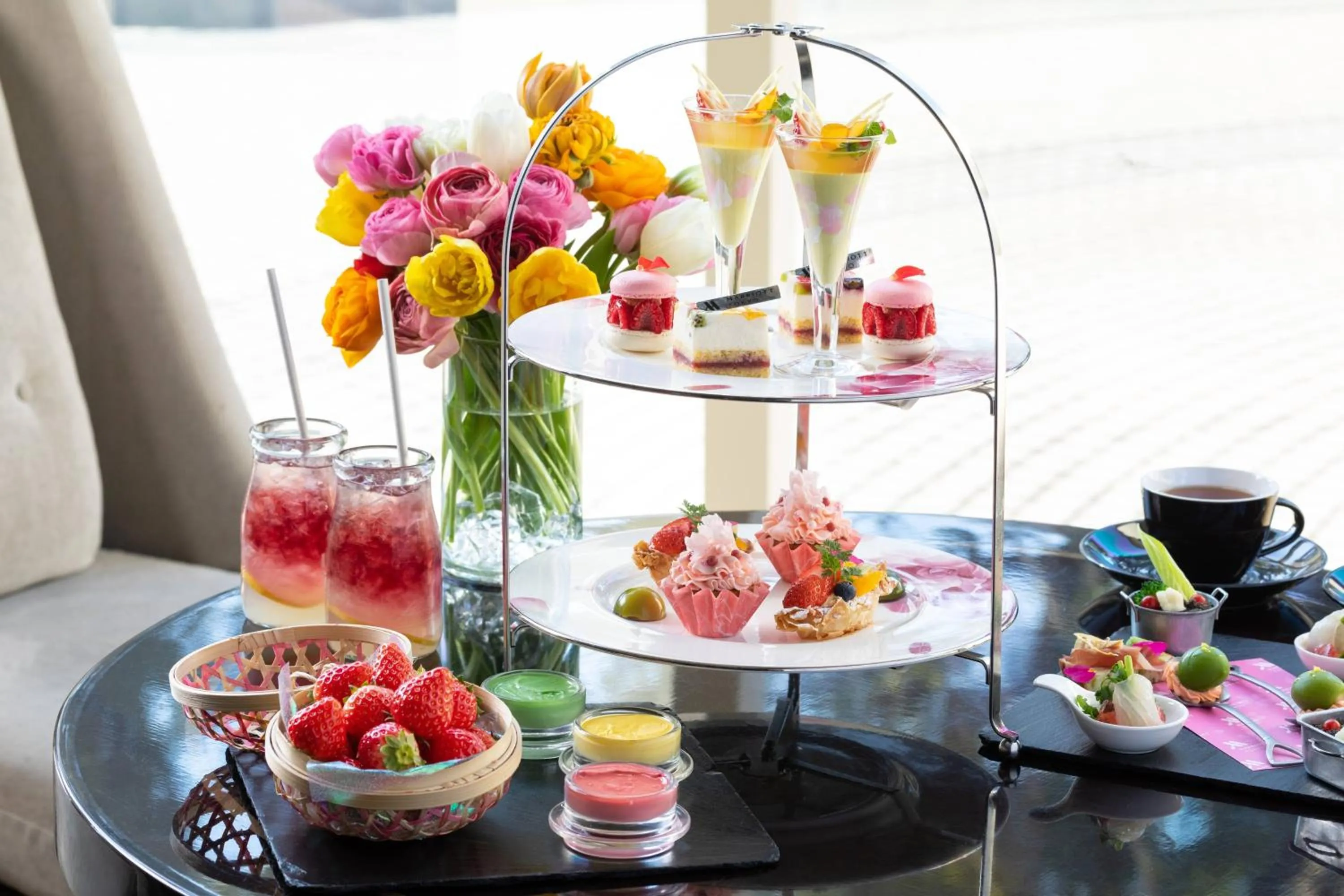 Lounge or bar in Tokyo Marriott Hotel