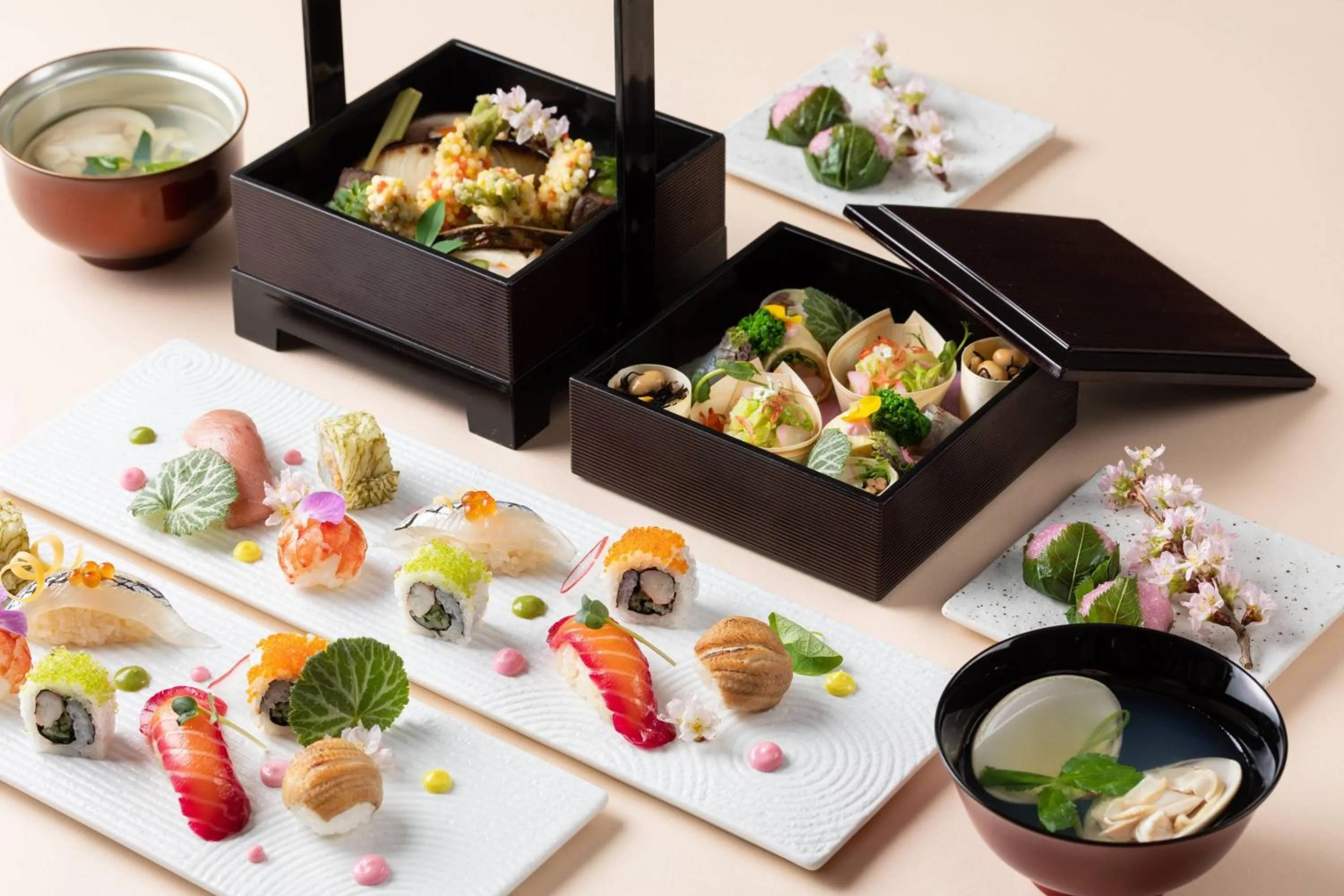 Lounge or bar in Tokyo Marriott Hotel