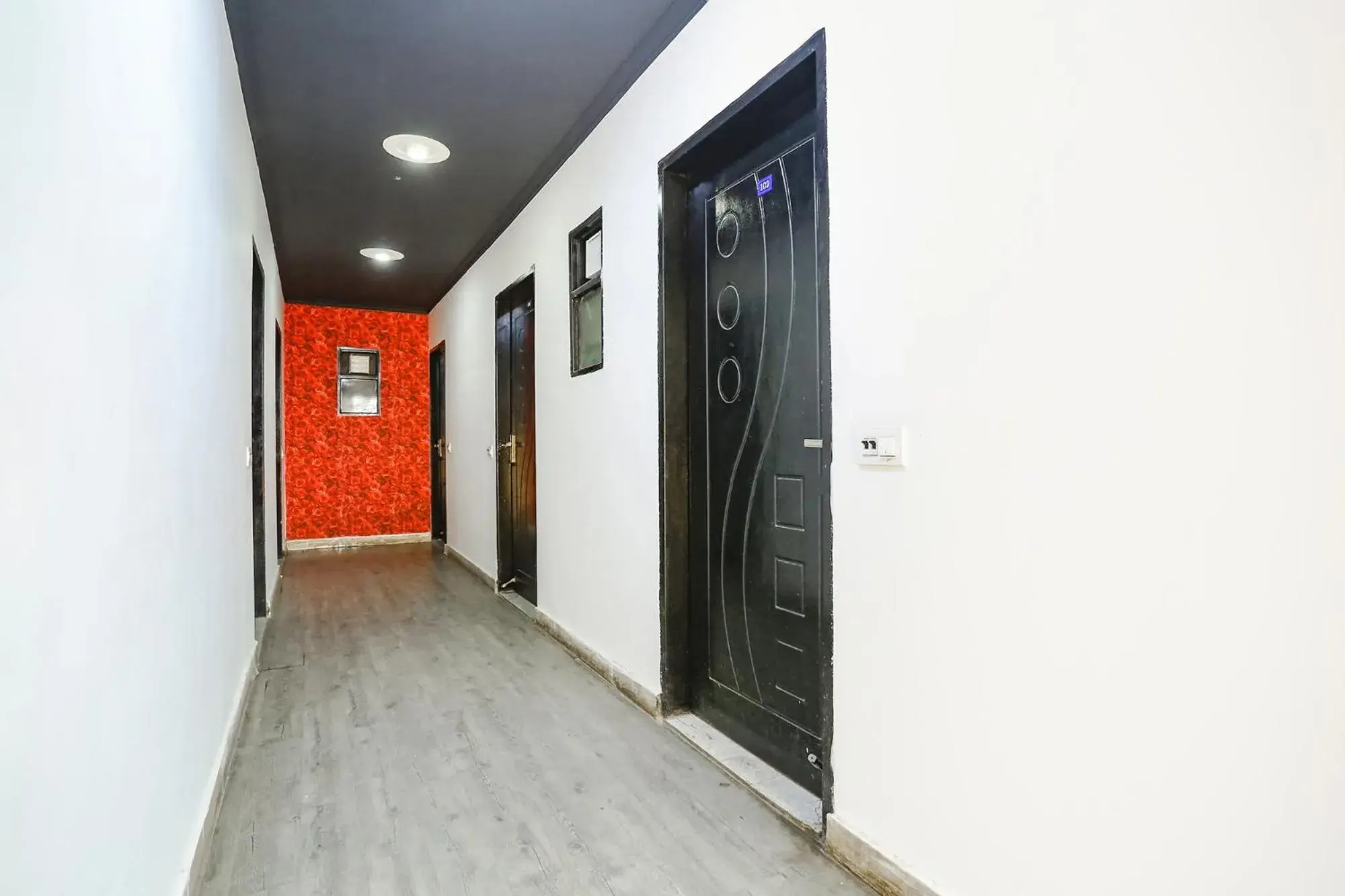 Lobby or reception in FabExpress Mirage - Nr IGI Airport New Delhi Lobby or reception in FabExpress Mirage - Nr IGI Airport New Delhi