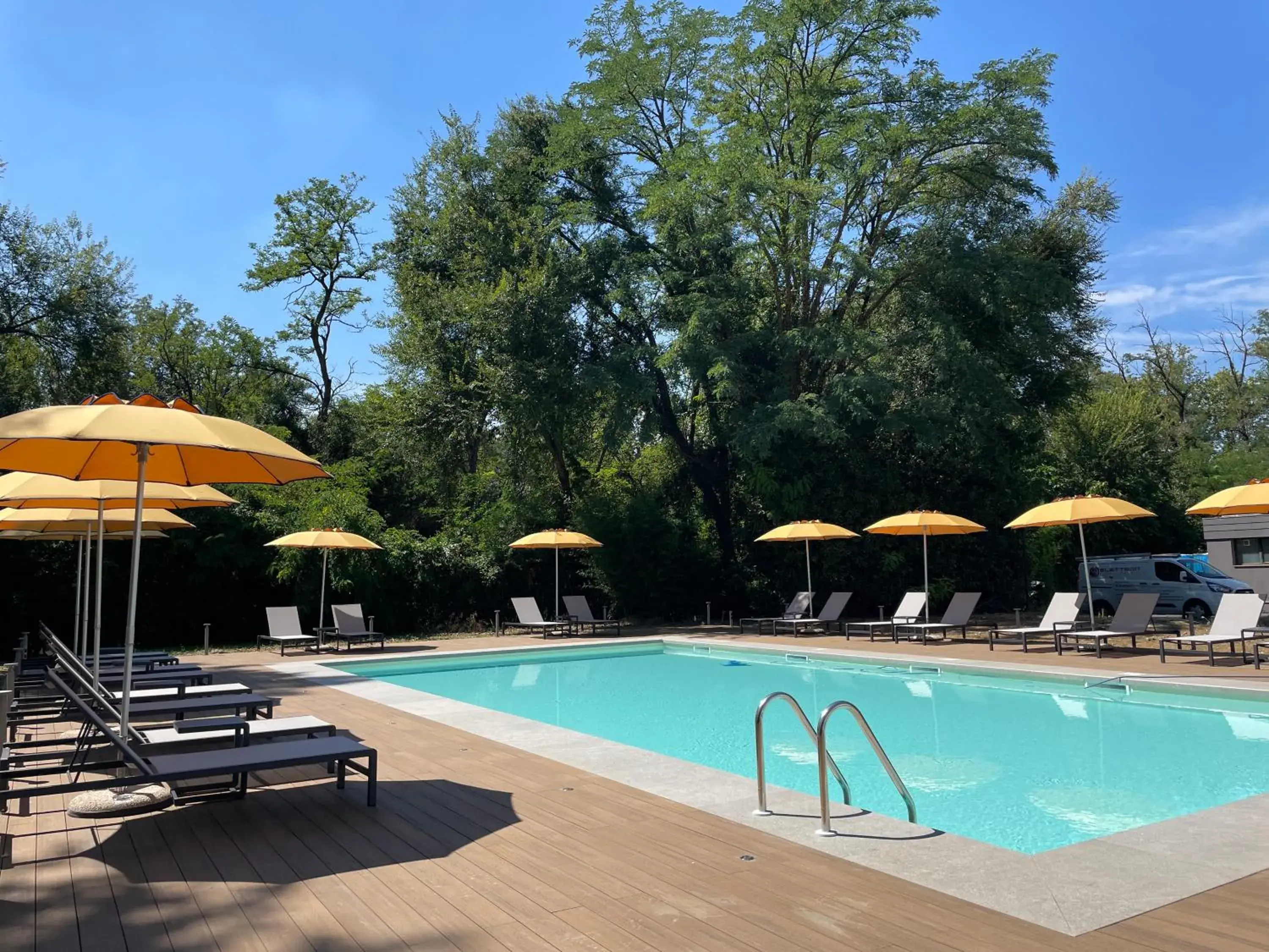 Pool view in Belstay Milano Linate Pool view in Belstay Milano Linate
