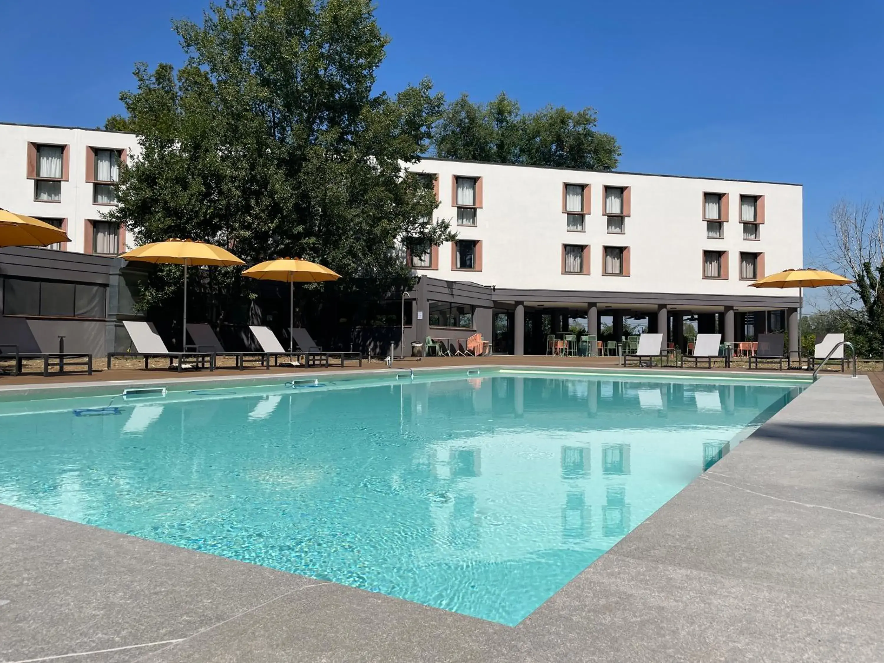 Pool view in Belstay Milano Linate Pool view in Belstay Milano Linate