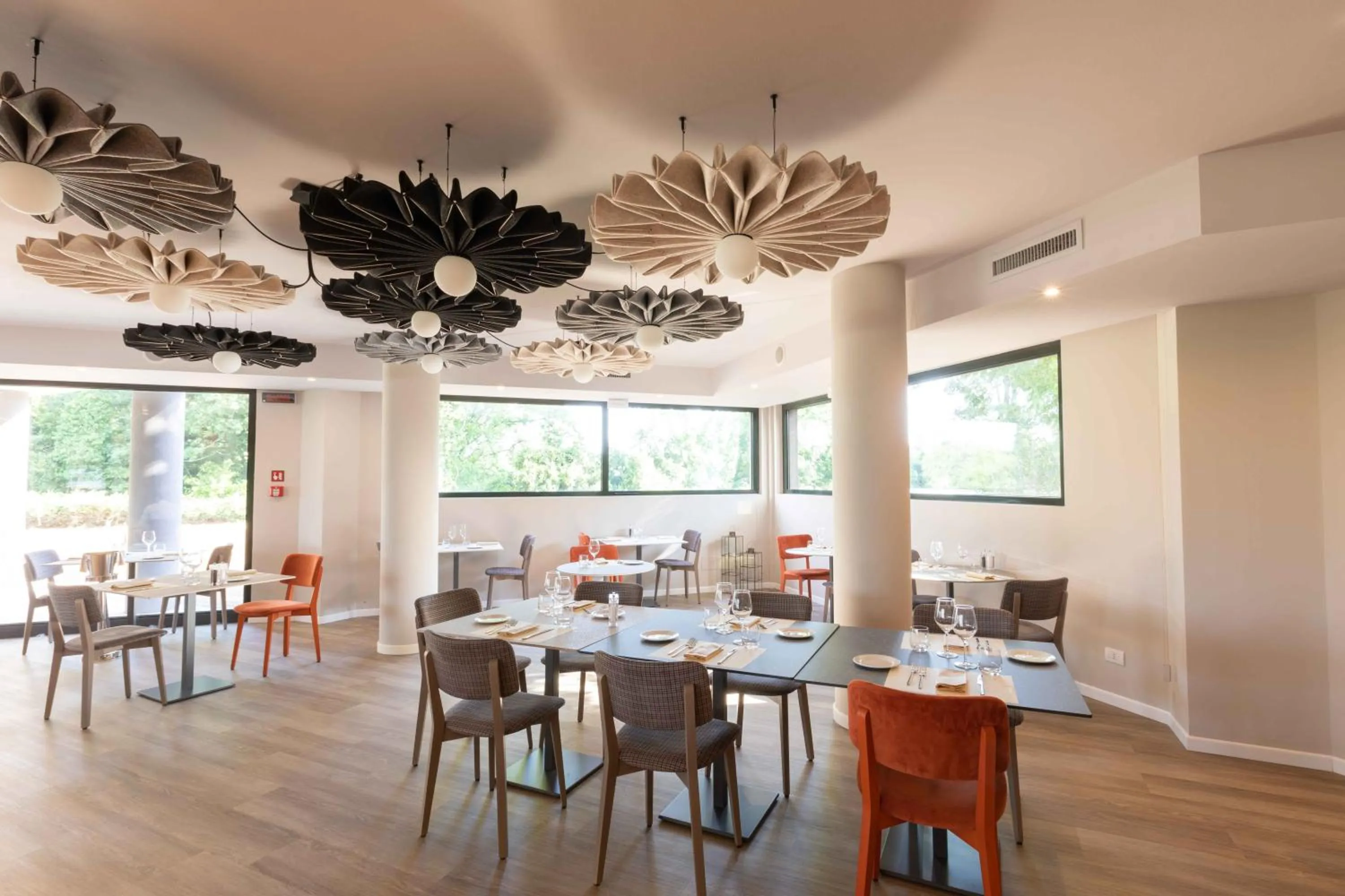 Restaurant/places to eat in Belstay Milano Linate