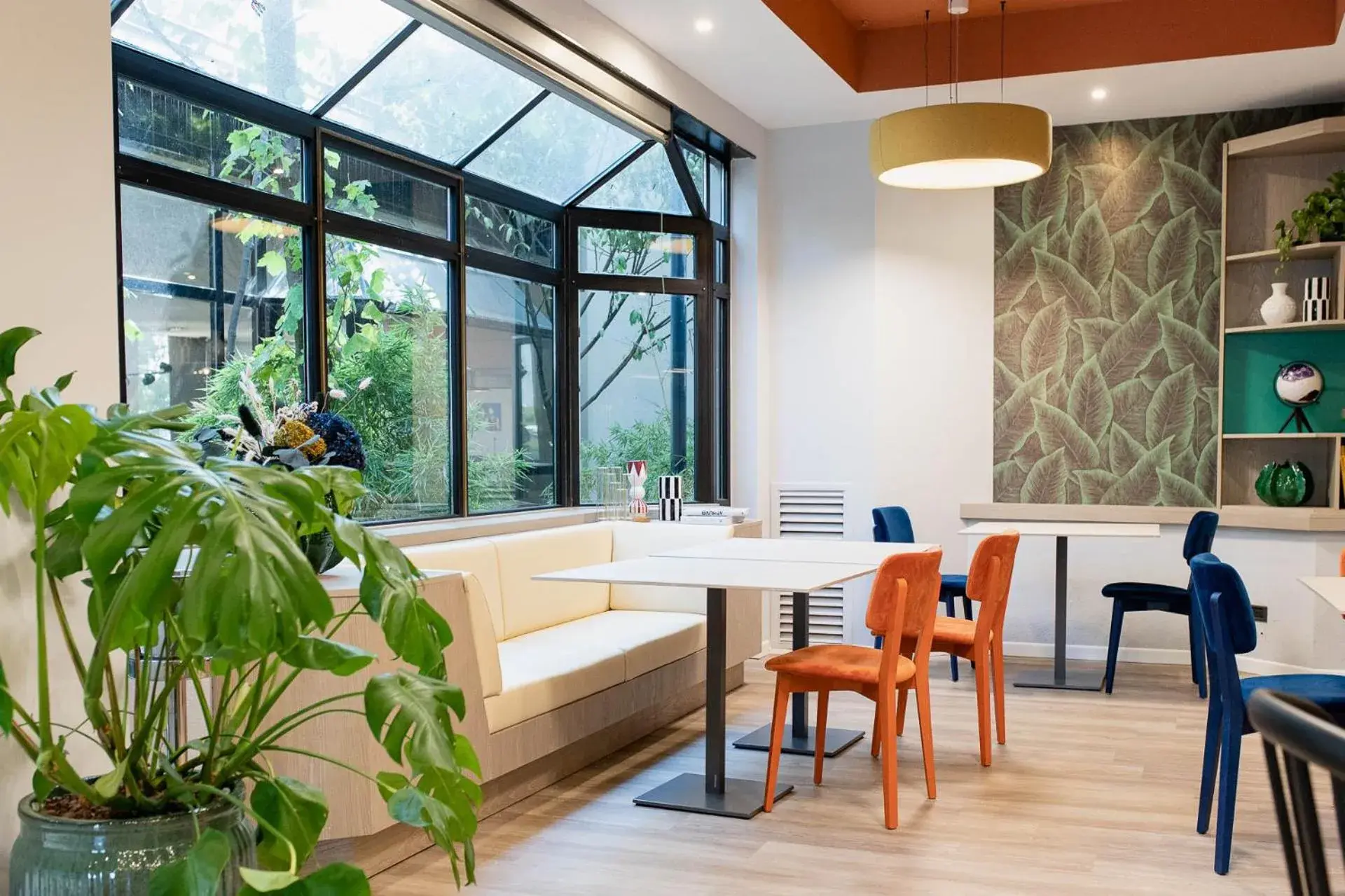 Lounge or bar in Belstay Milano Assago Lounge or bar in Belstay Milano Assago