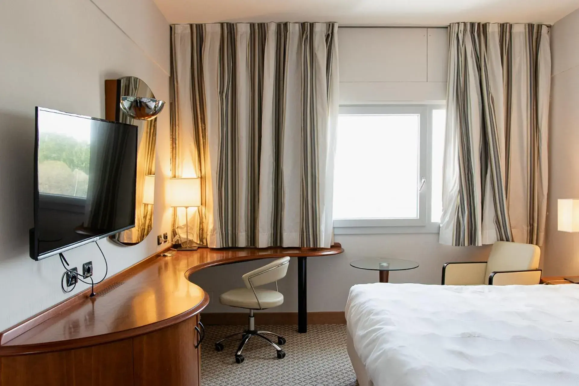 TV and multimedia, Bed in Belstay Milano Assago TV and multimedia, Bed in Belstay Milano Assago