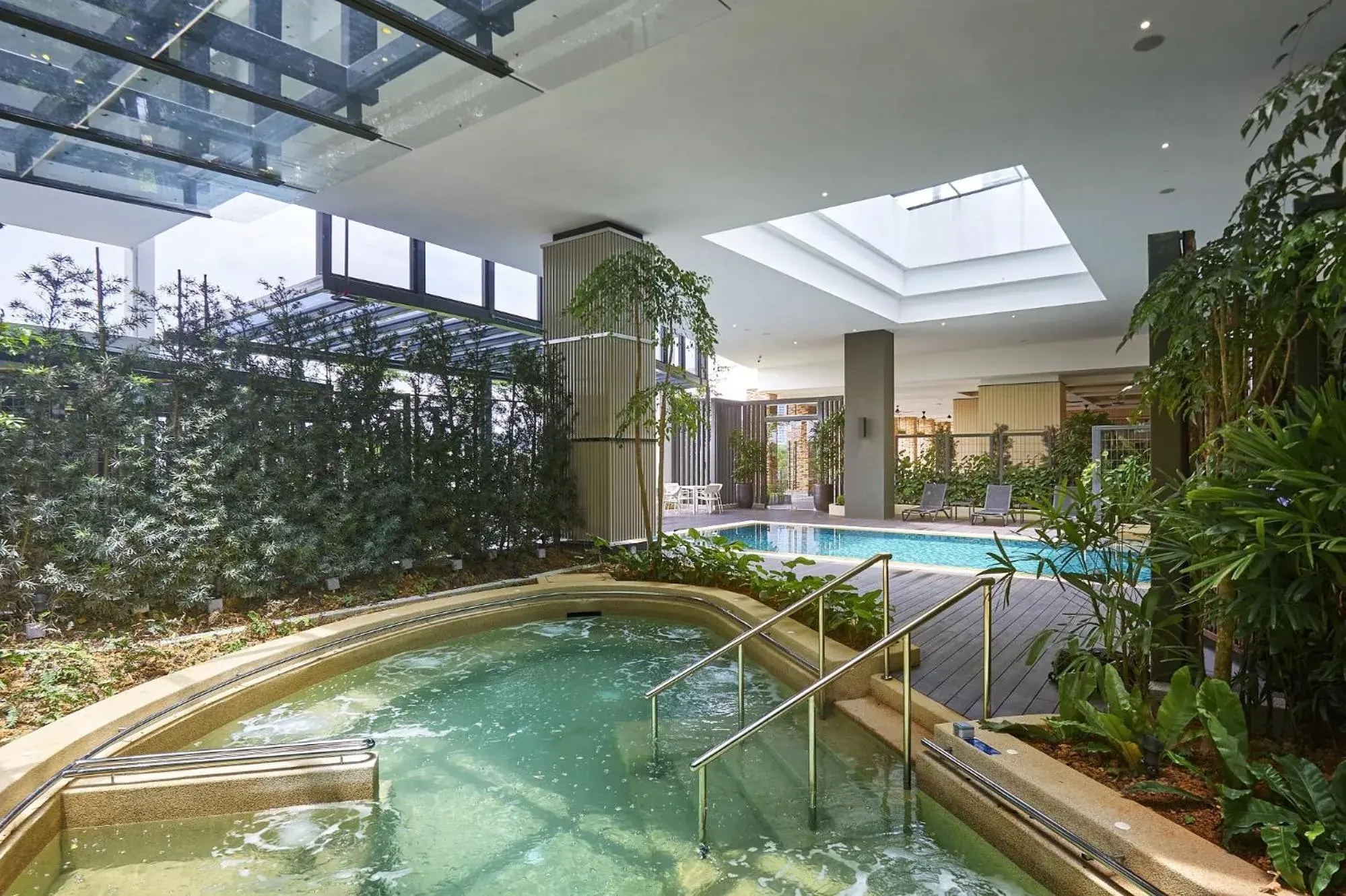 Swimming pool in Hotel Komune Living & Wellness Kuala Lumpur Swimming pool in Hotel Komune Living & Wellness Kuala Lumpur