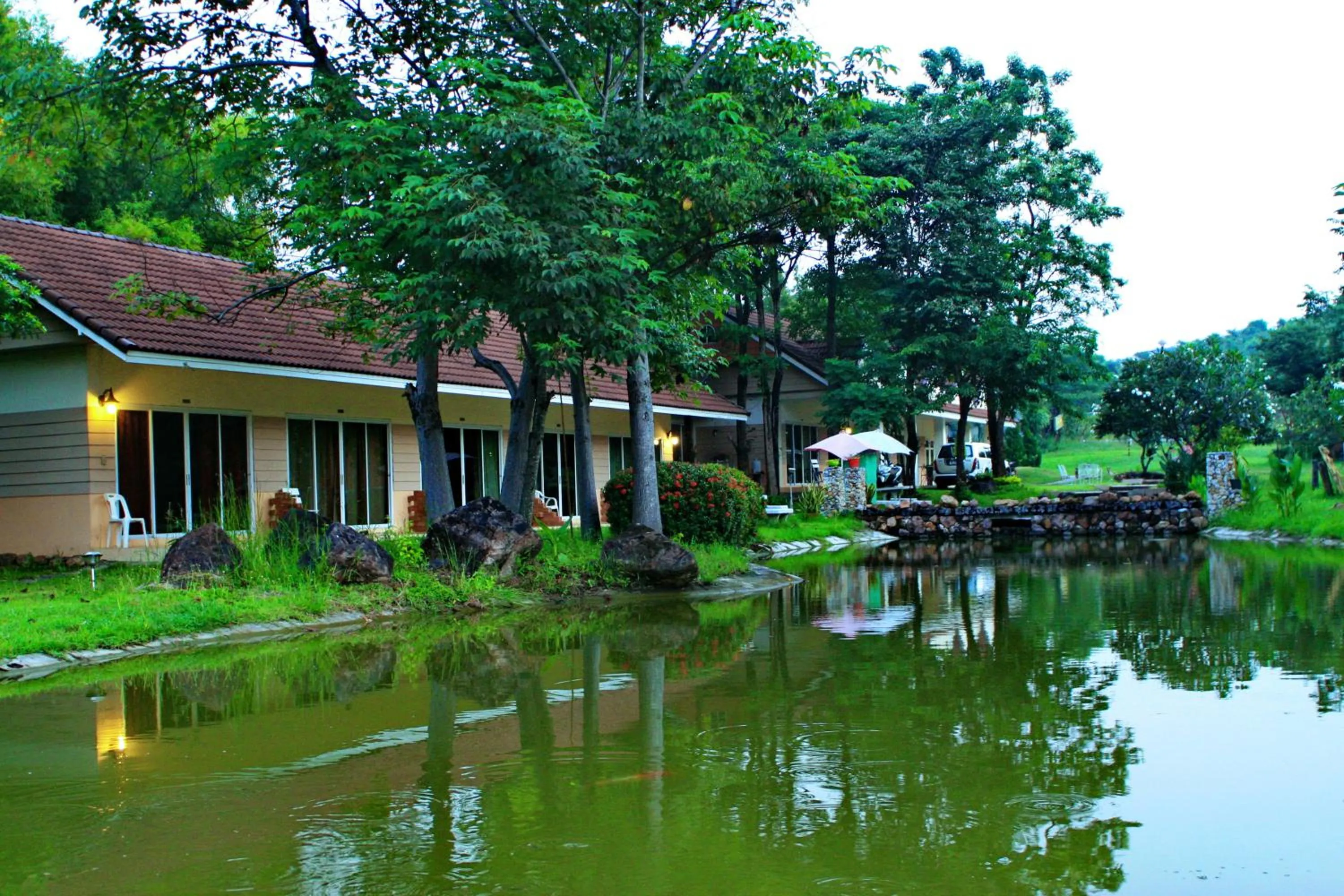 Phutawan Resort