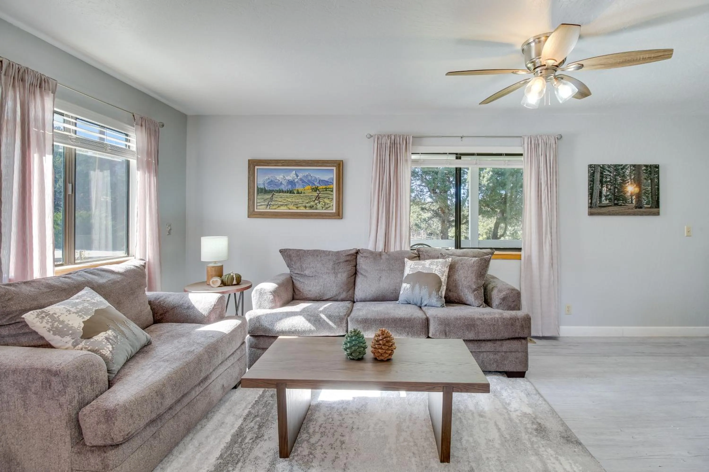 Eagar Vacation Rental Home with Spacious Deck!