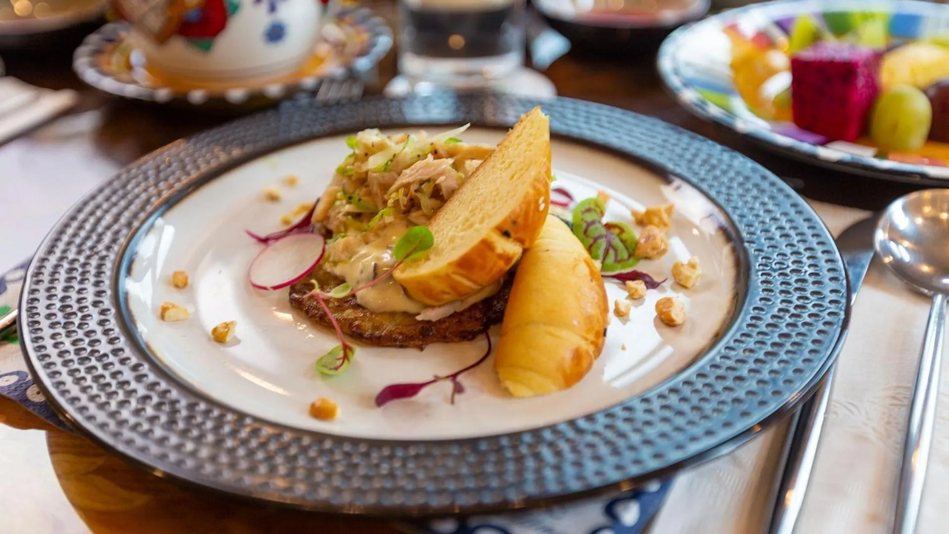 Breakfast in Hotel Moon