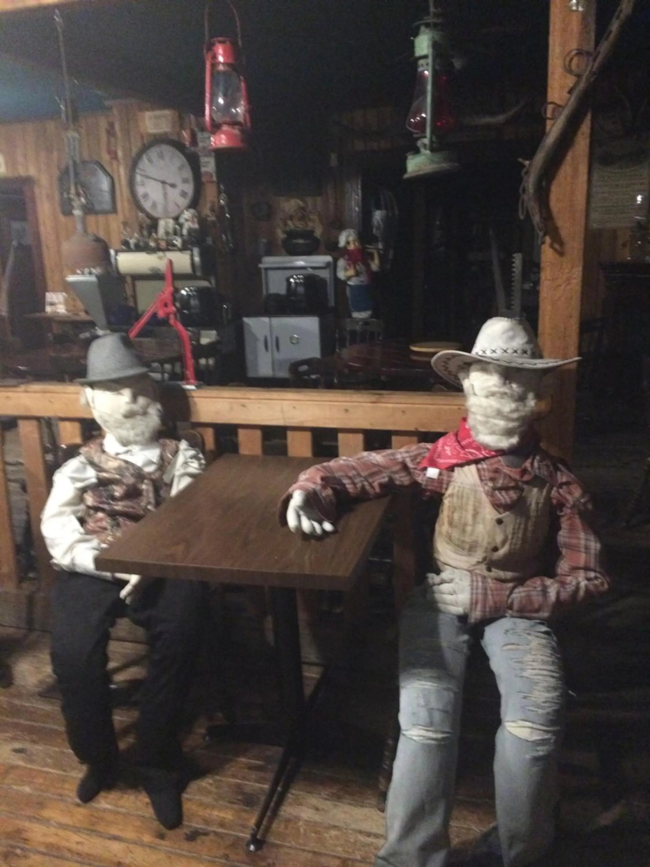 Old Towne Inne Chuckwagon Bar & Grill