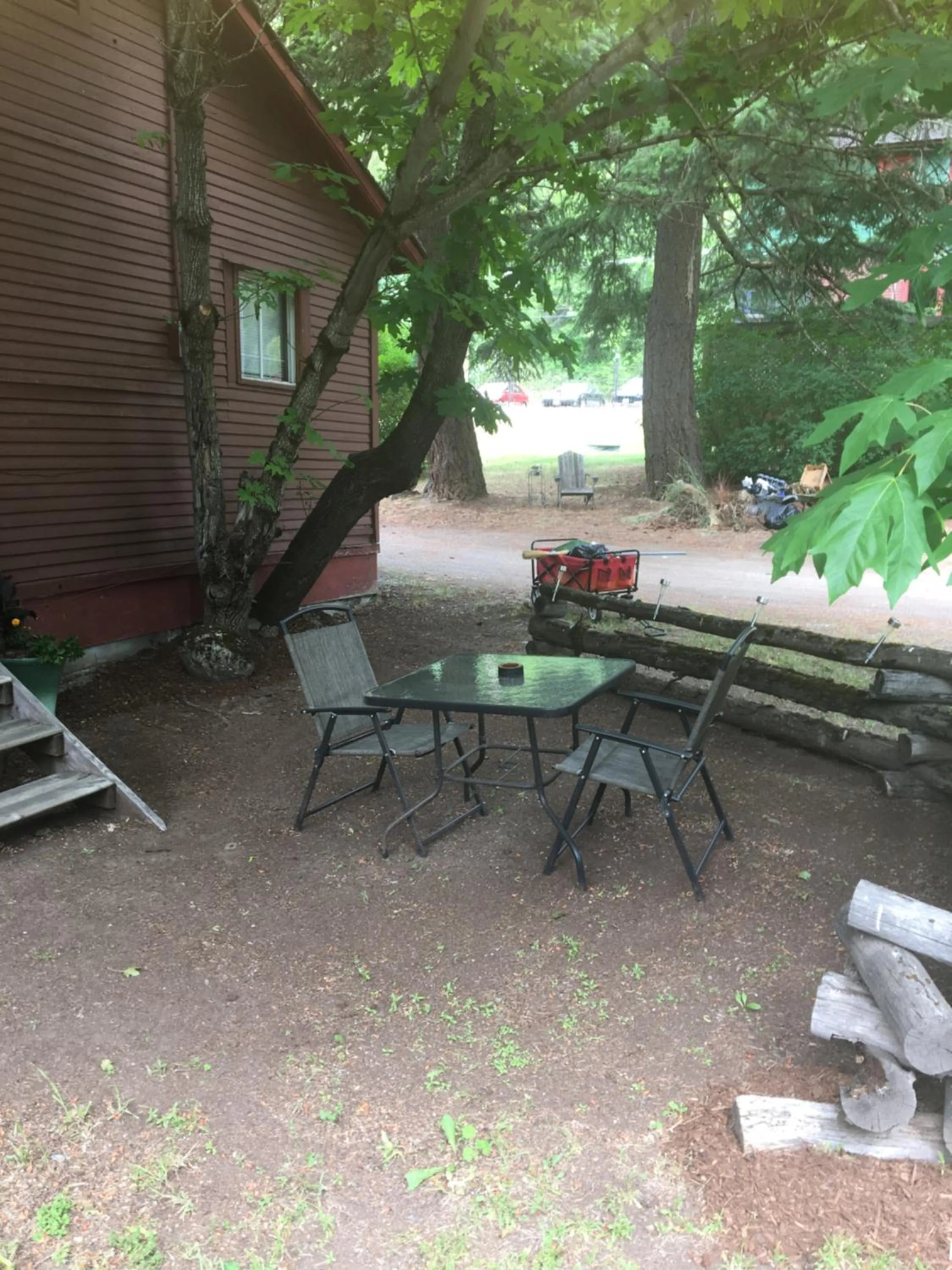 Old Towne Inne Chuckwagon Bar & Grill