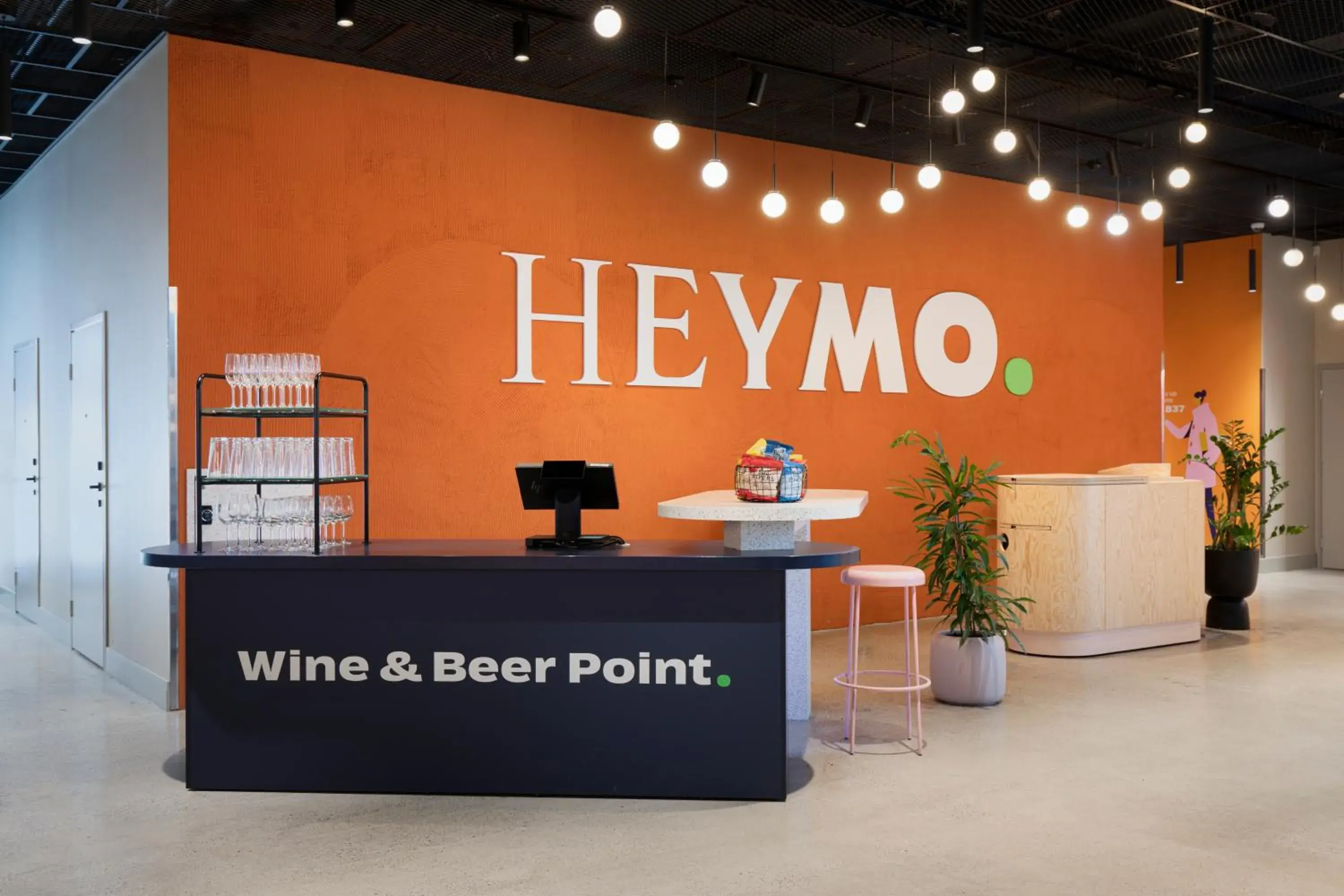 Lobby or reception in Heymo 1 by Sokos Hotels Lobby or reception in Heymo 1 by Sokos Hotels