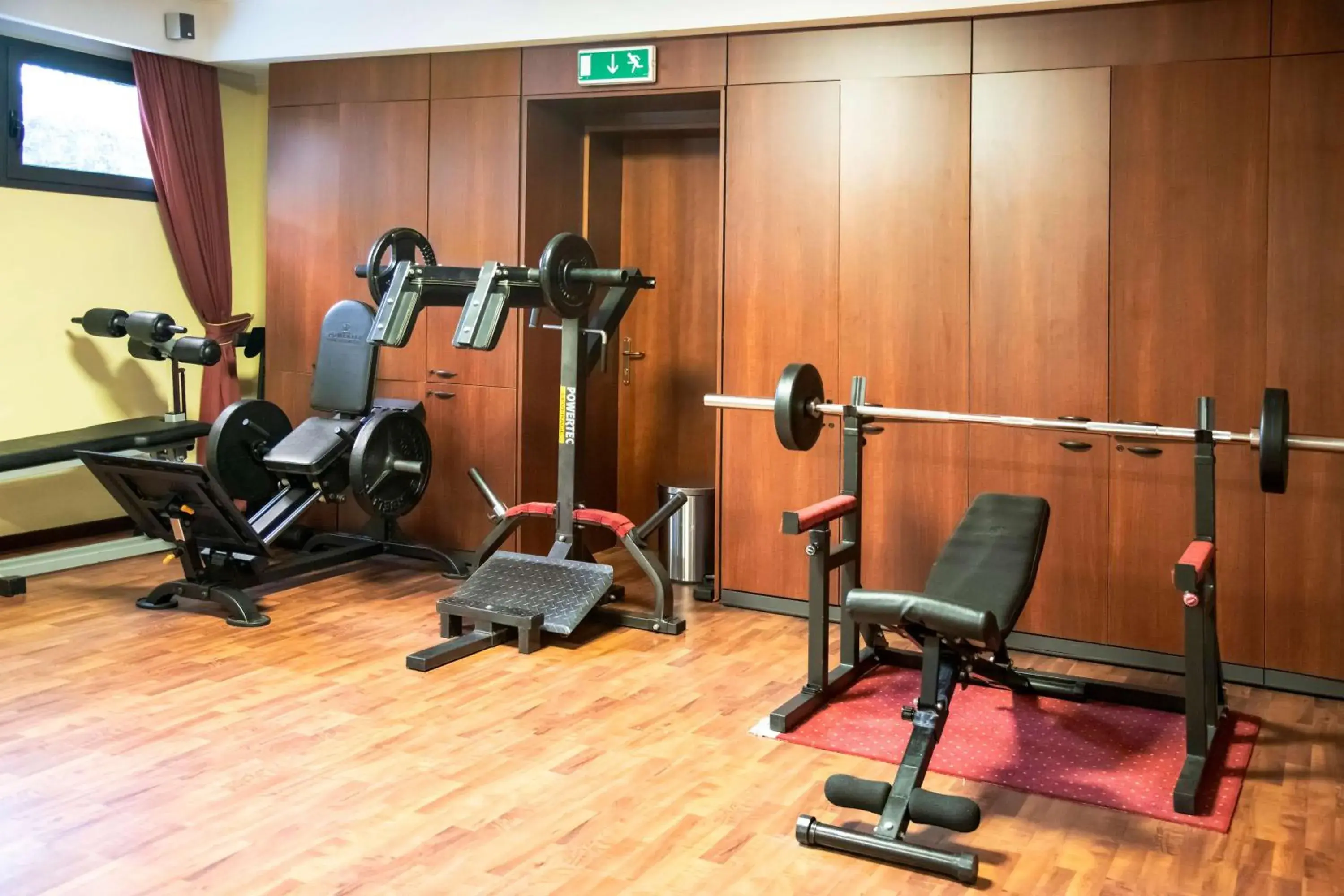 Fitness centre/facilities in Admiral Hotel Villa Erme Fitness centre/facilities in Admiral Hotel Villa Erme