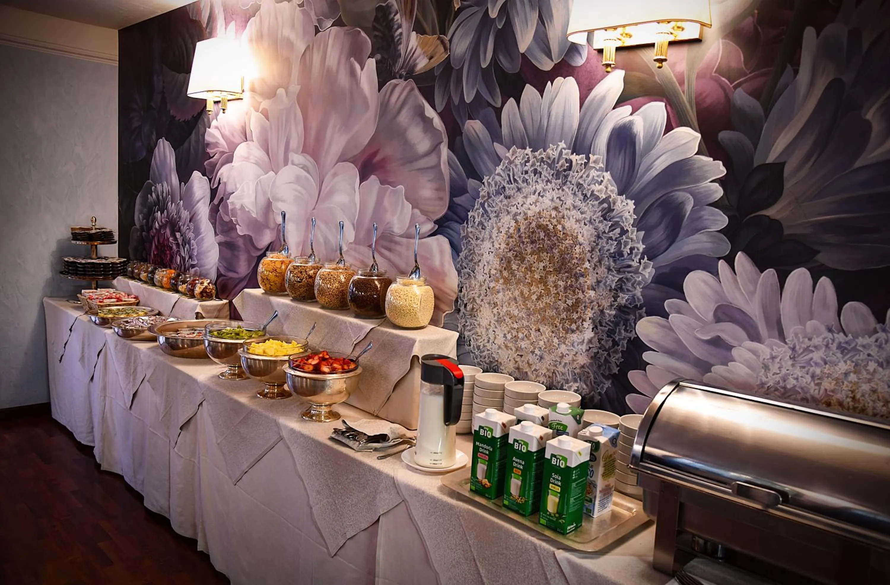 Breakfast in Admiral Hotel Villa Erme