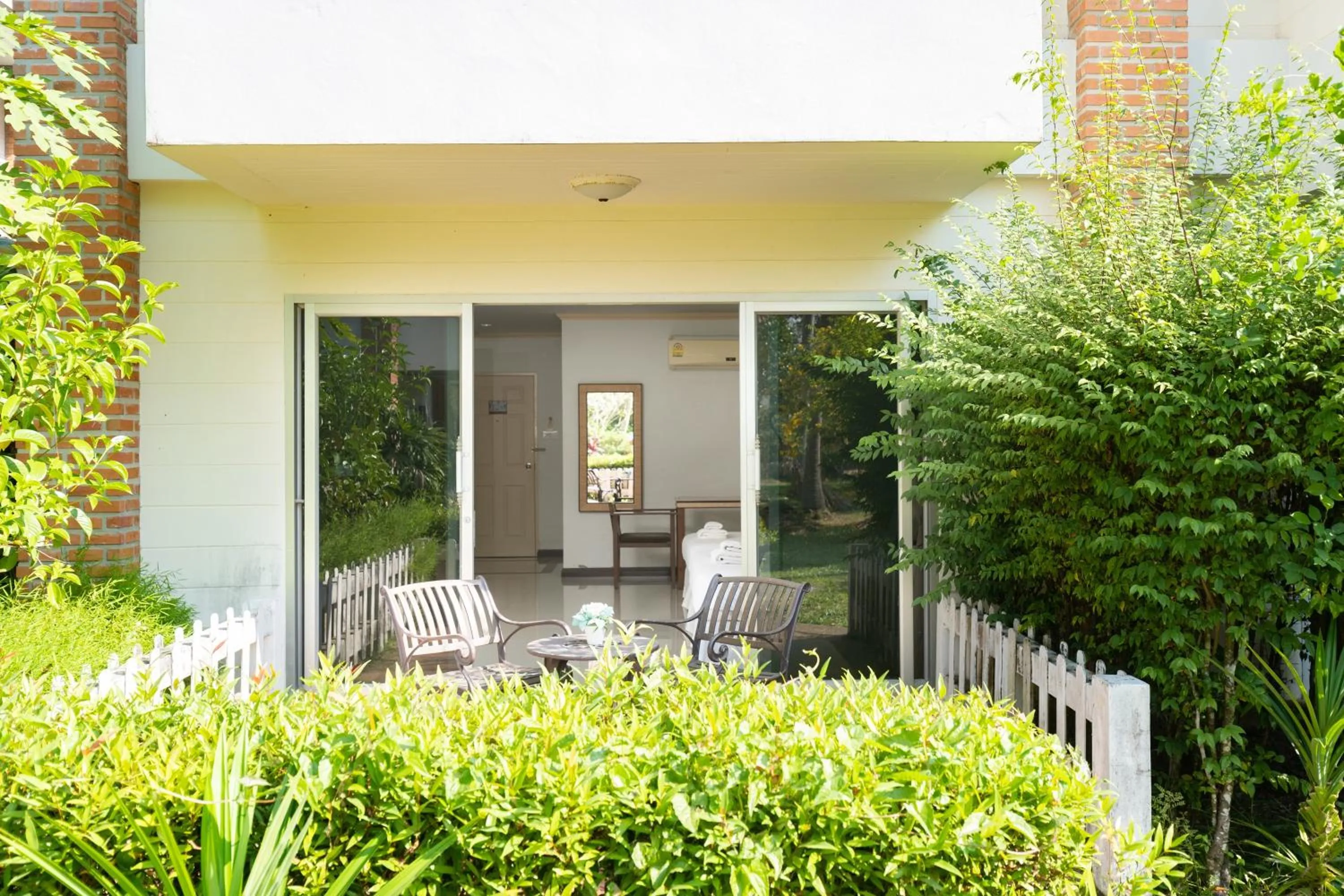 Balcony/Terrace in Thara Cholapruek Resort