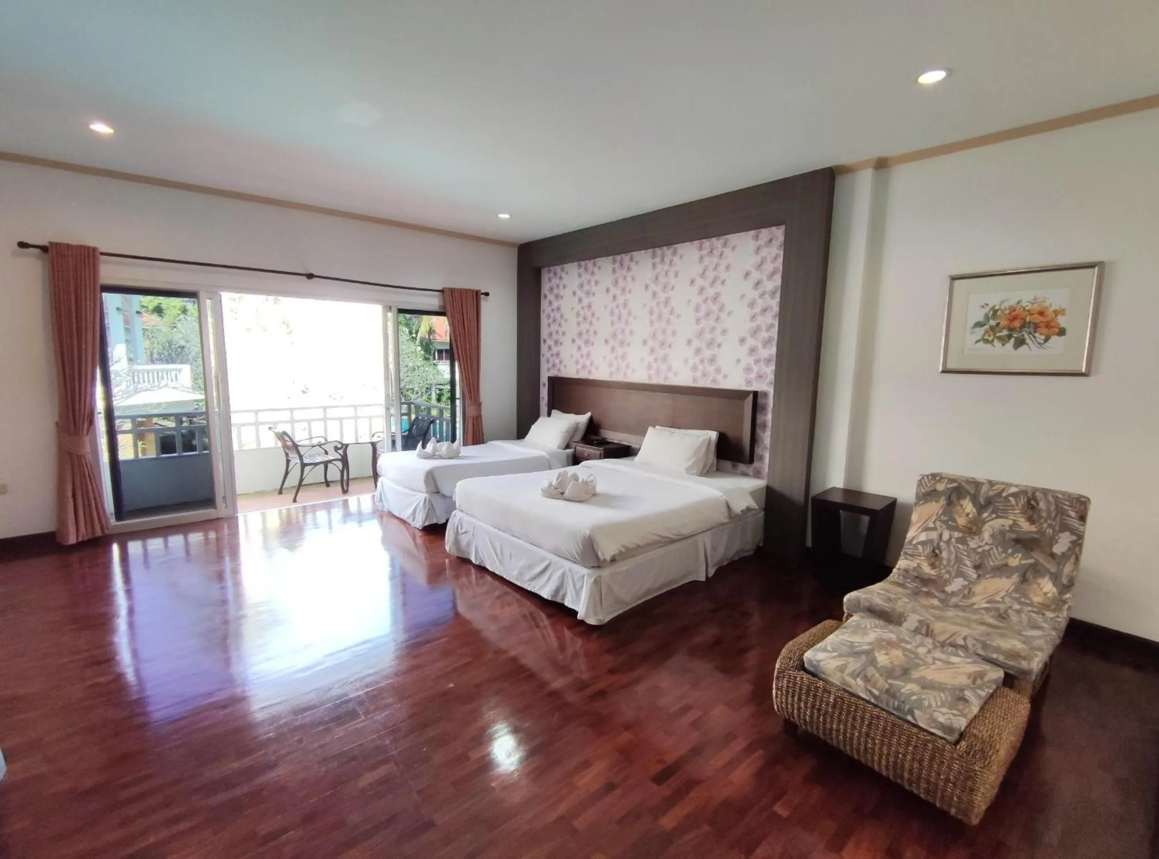 Bedroom, Bed in Thara Cholapruek Resort