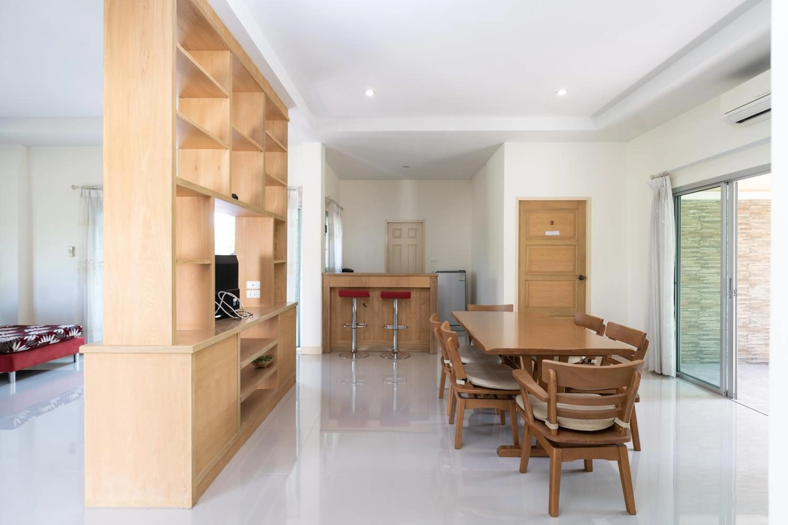 Dining area in Thara Cholapruek Resort