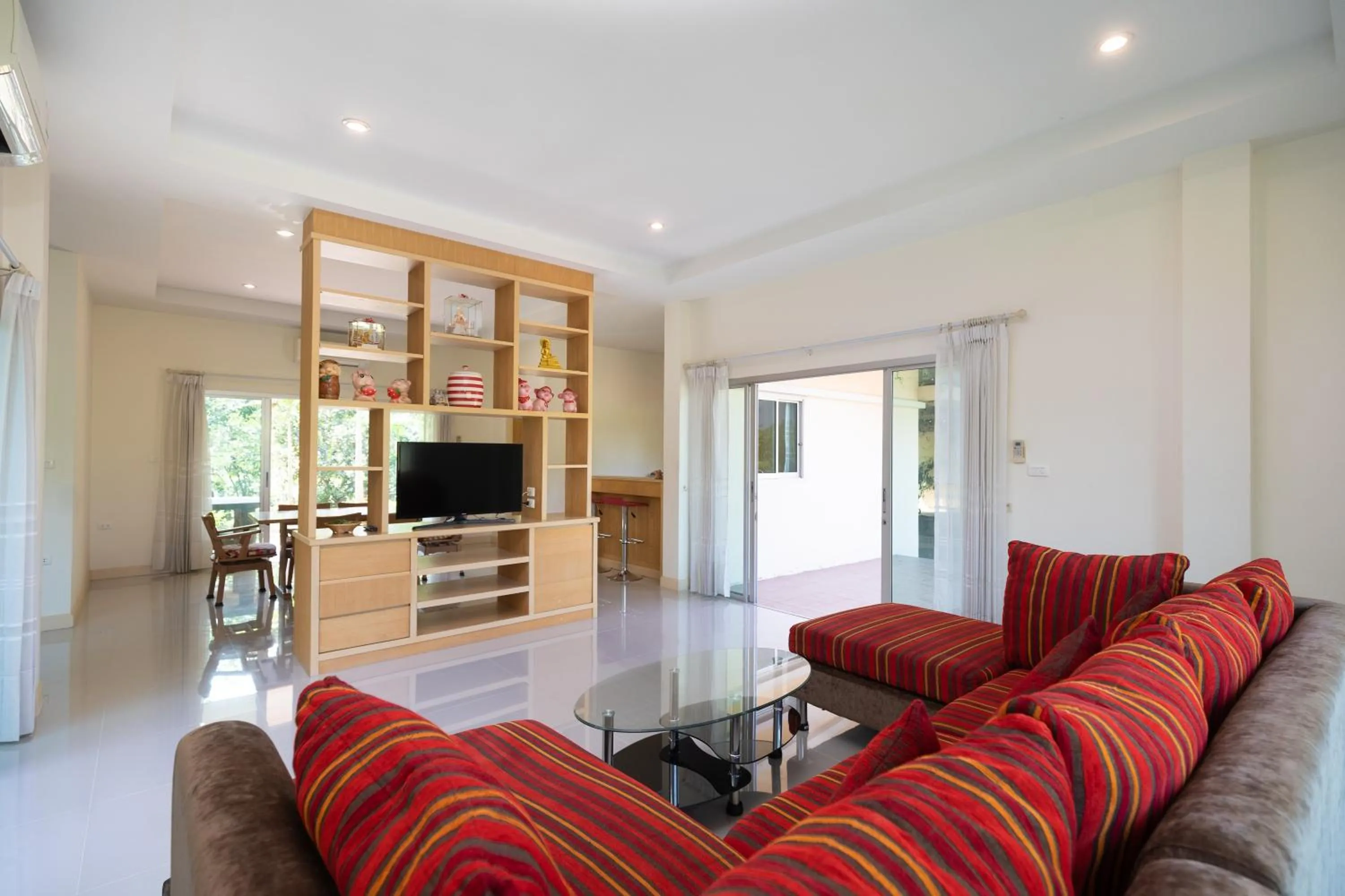 Living room in Thara Cholapruek Resort