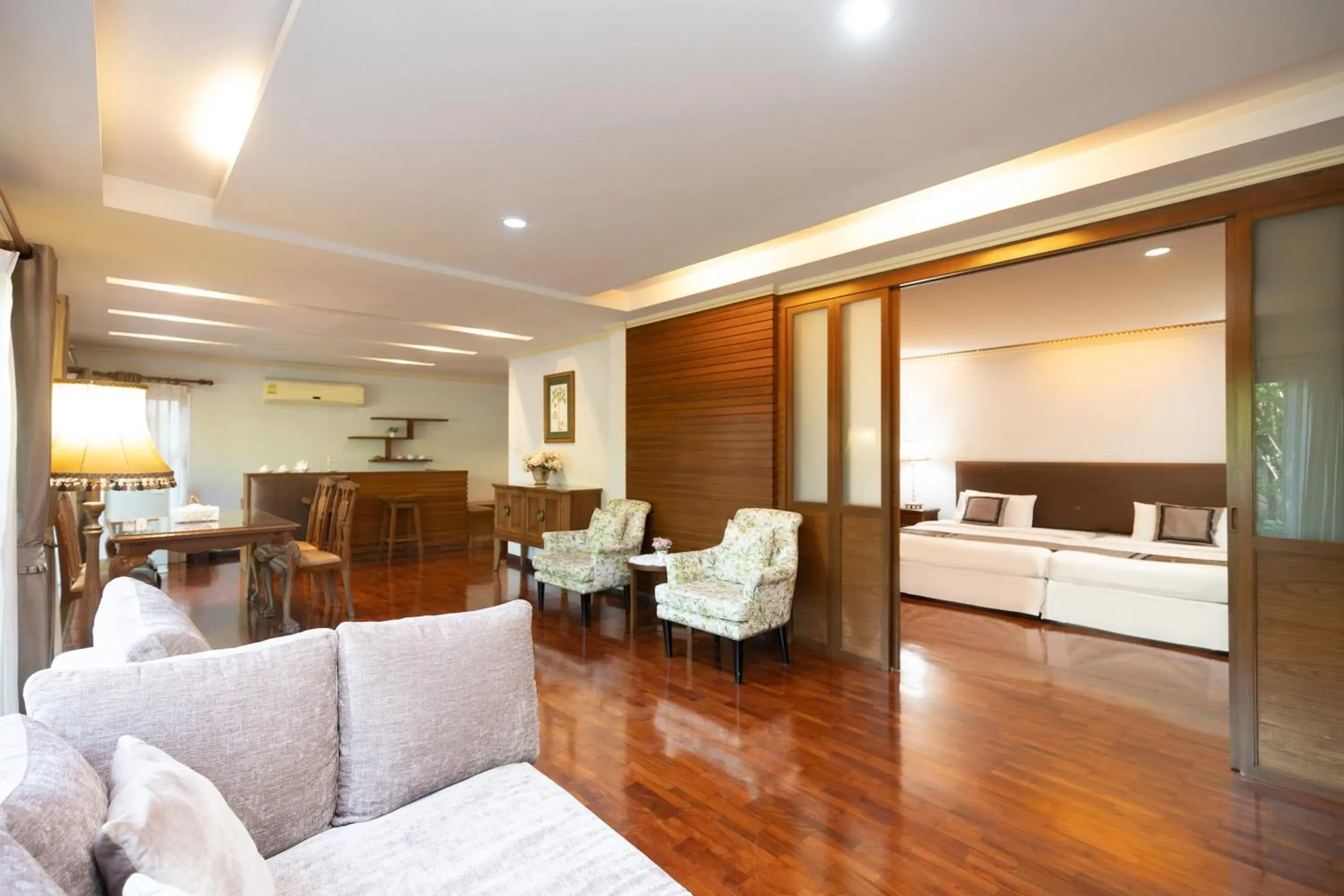 Photo of the whole room in Thara Cholapruek Resort Photo of the whole room in Thara Cholapruek Resort