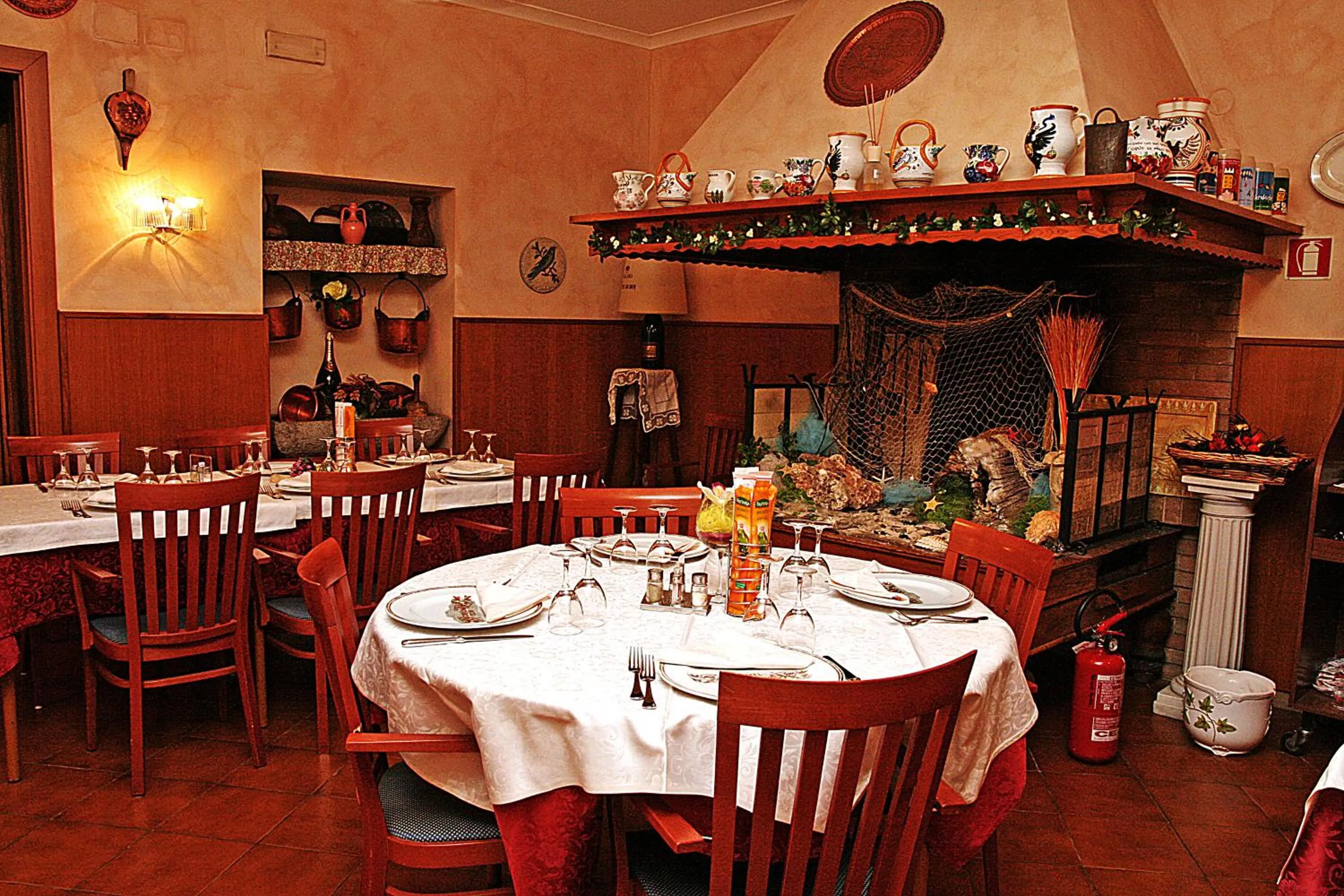 Restaurant/places to eat in Hotel Patriarchi
