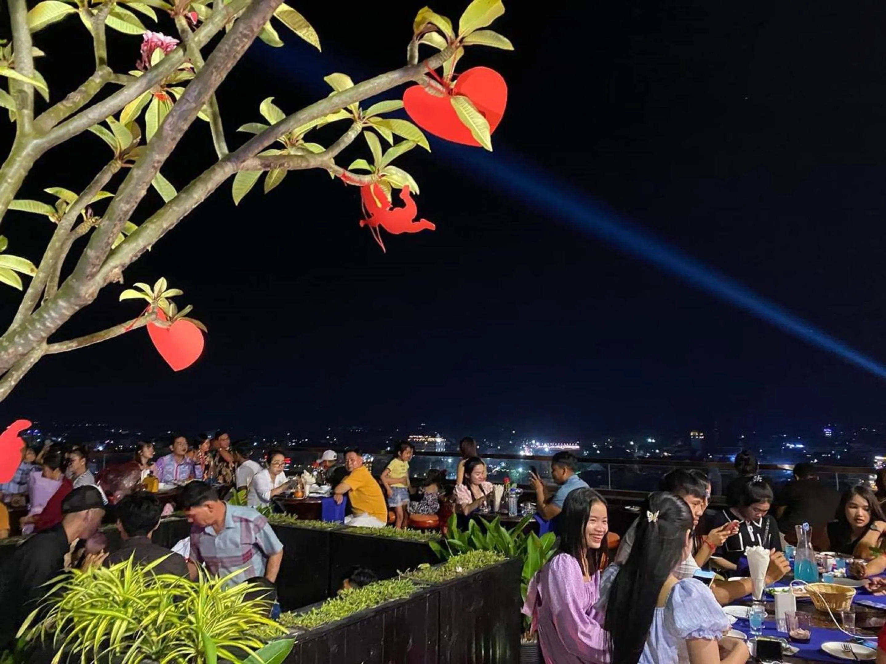 Lounge or bar in V V Hotel Battambang