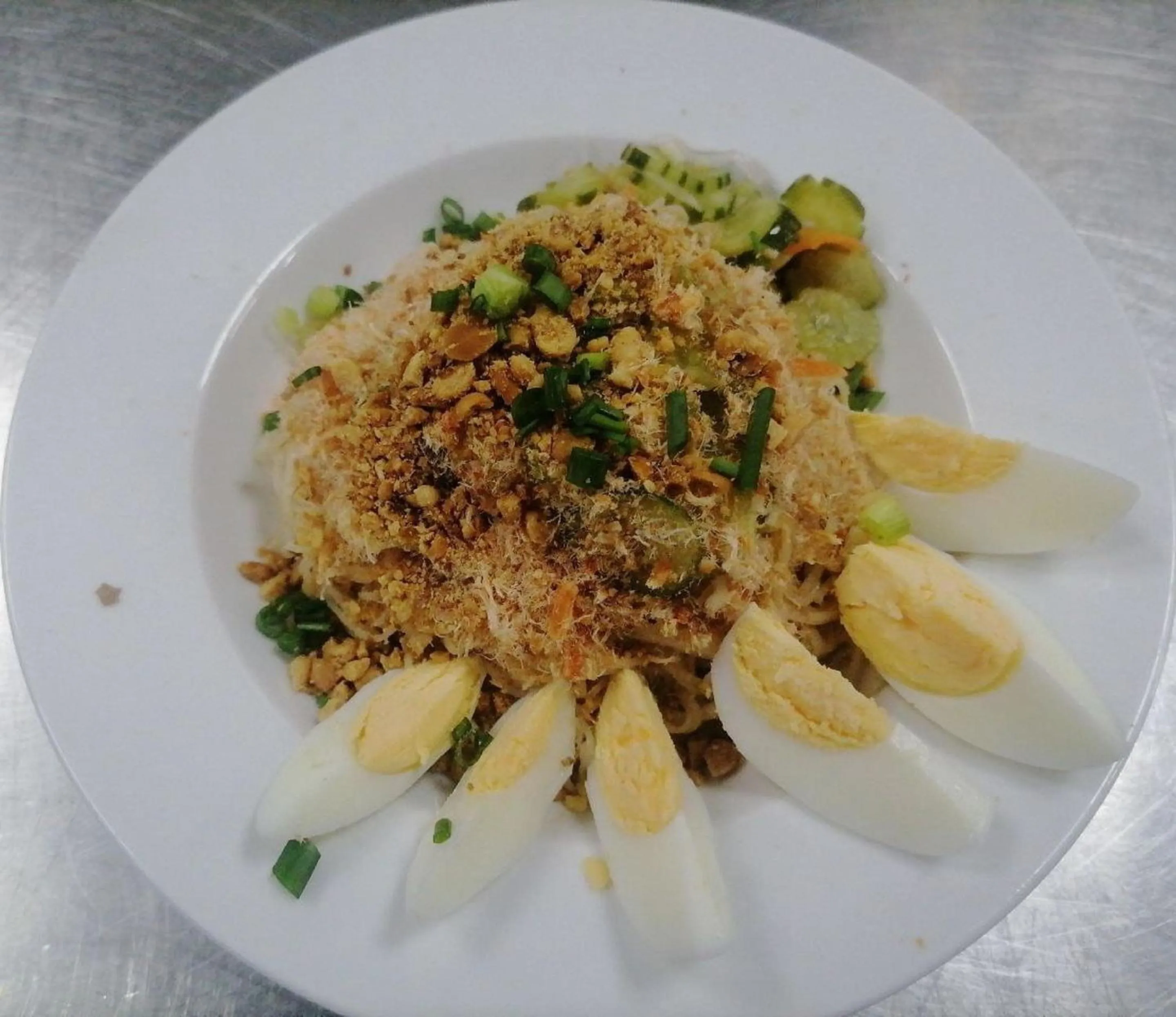 Dining area in V V Hotel Battambang