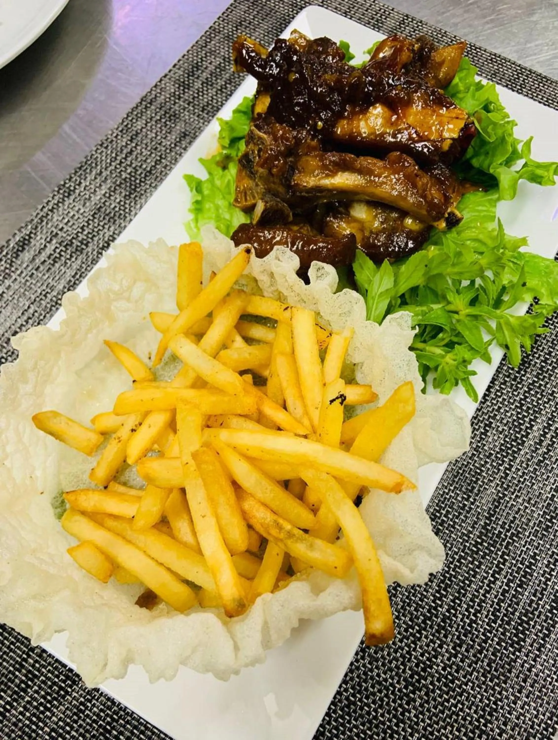 Food and drinks in V V Hotel Battambang