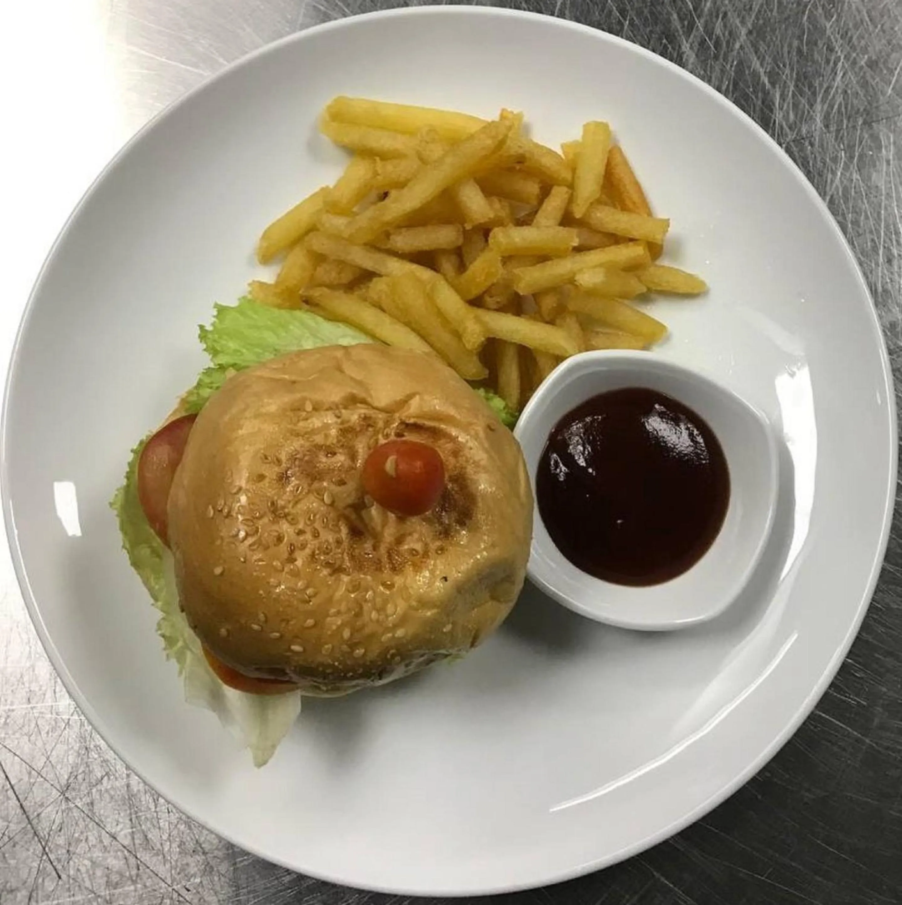 Food and drinks in V V Hotel Battambang