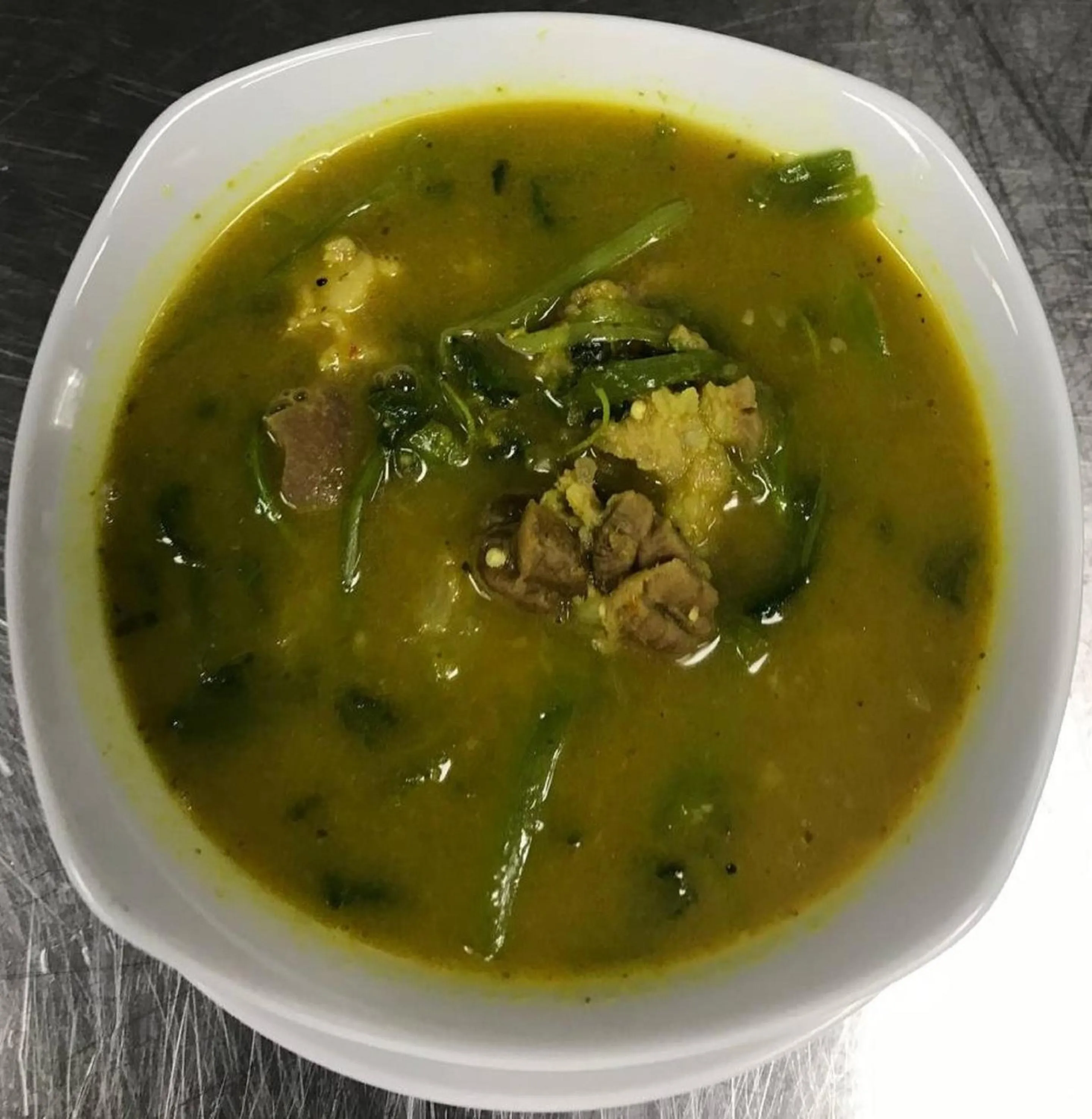 Restaurant/places to eat in V V Hotel Battambang