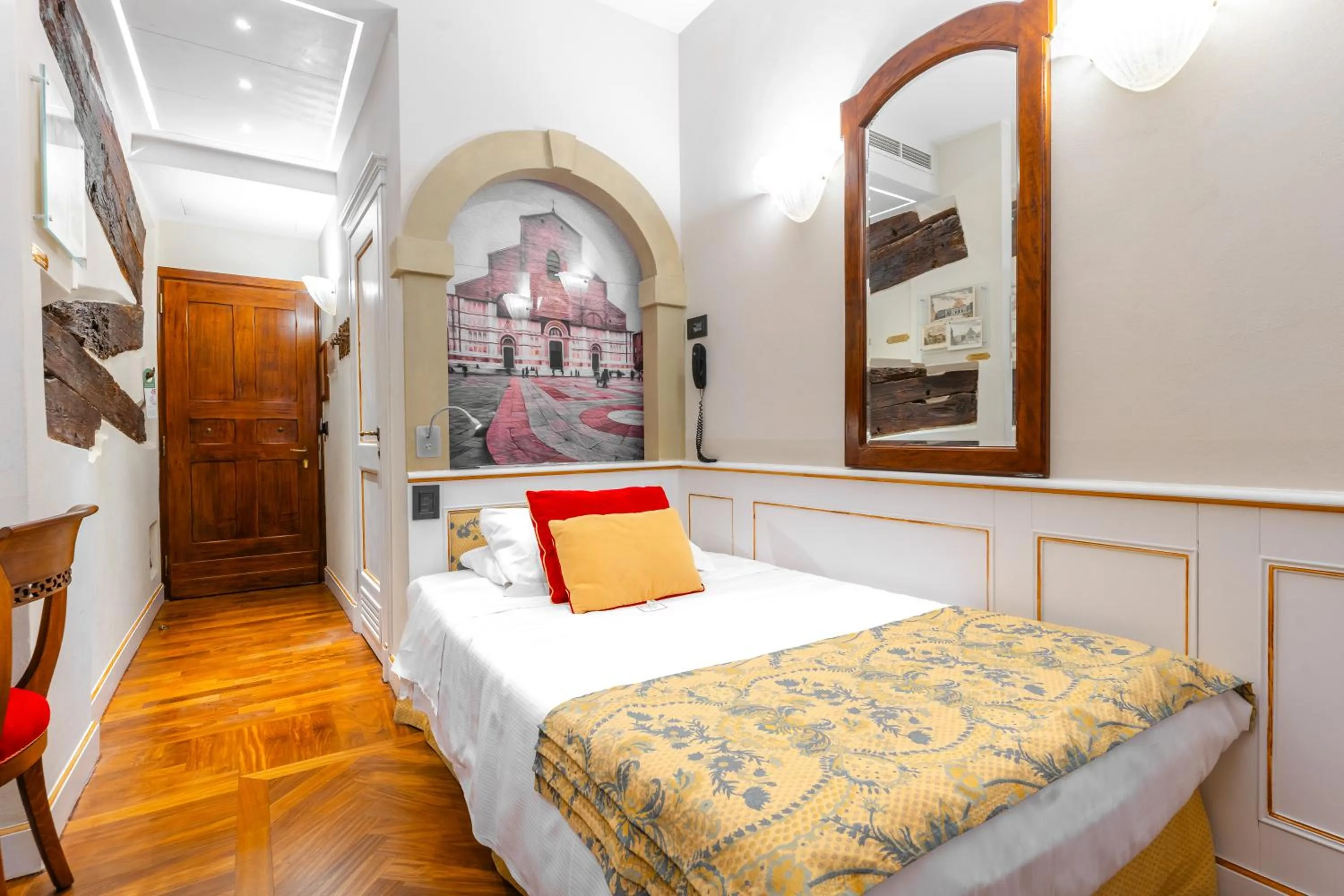 Photo of the whole room, Bed in Art Hotel Commercianti