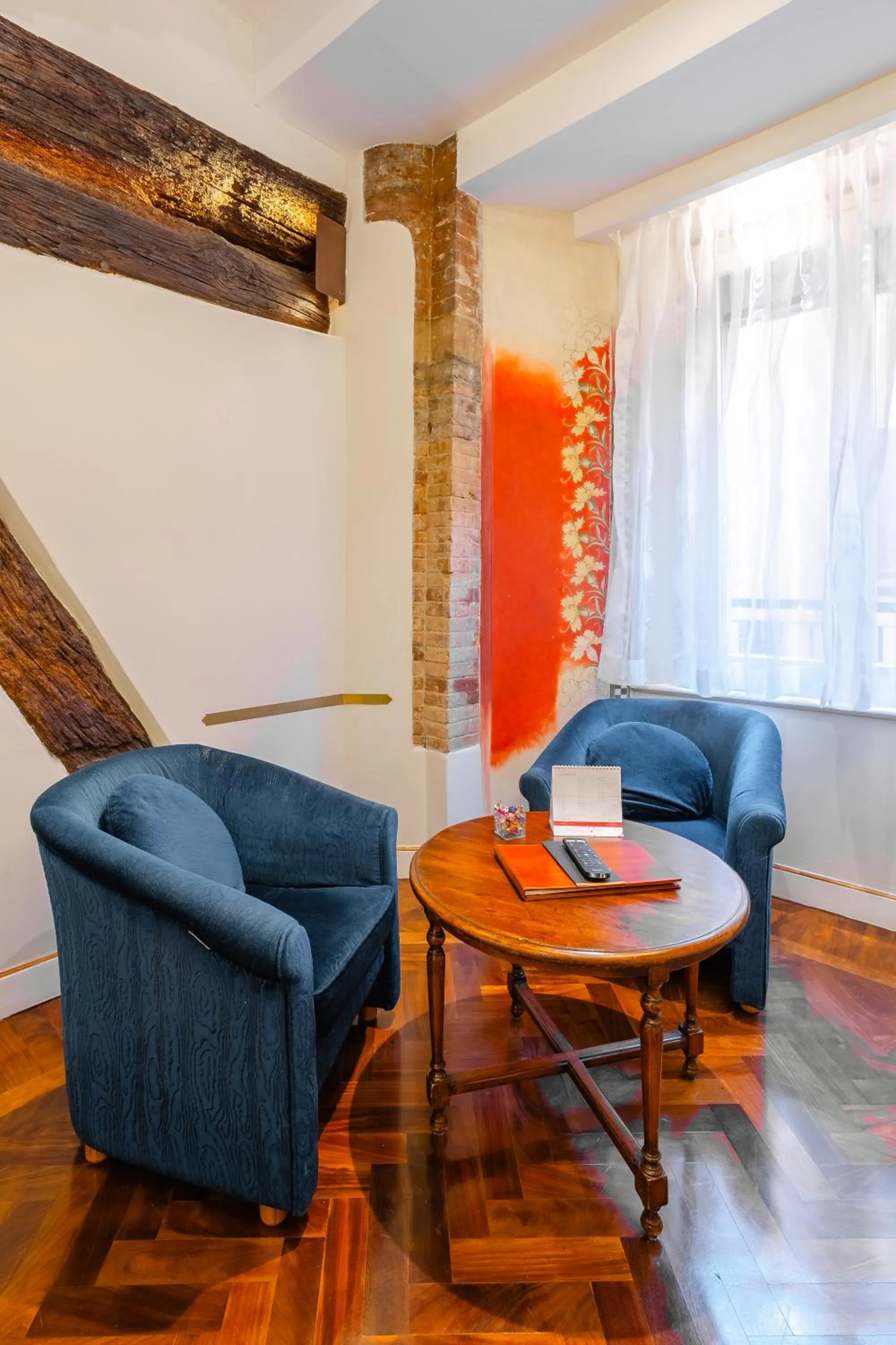 Decorative detail in Art Hotel Commercianti