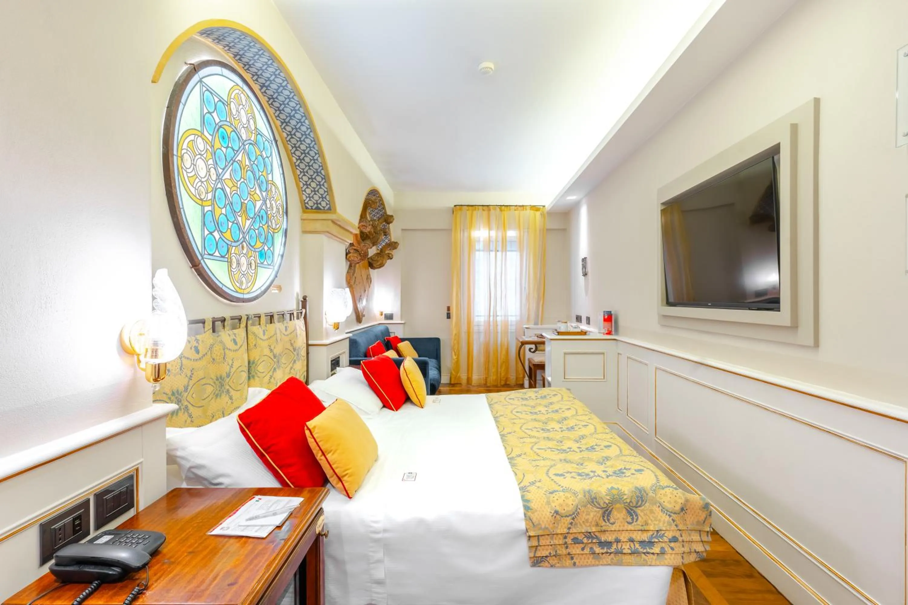 Photo of the whole room, Bed in Art Hotel Commercianti