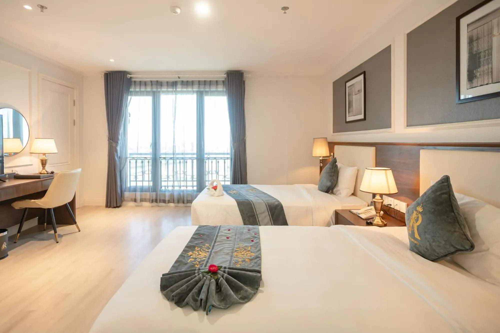 Deluxe Twin Room - single occupancy in Rex Quang Binh Hotel Deluxe Twin Room - single occupancy in Rex Quang Binh Hotel