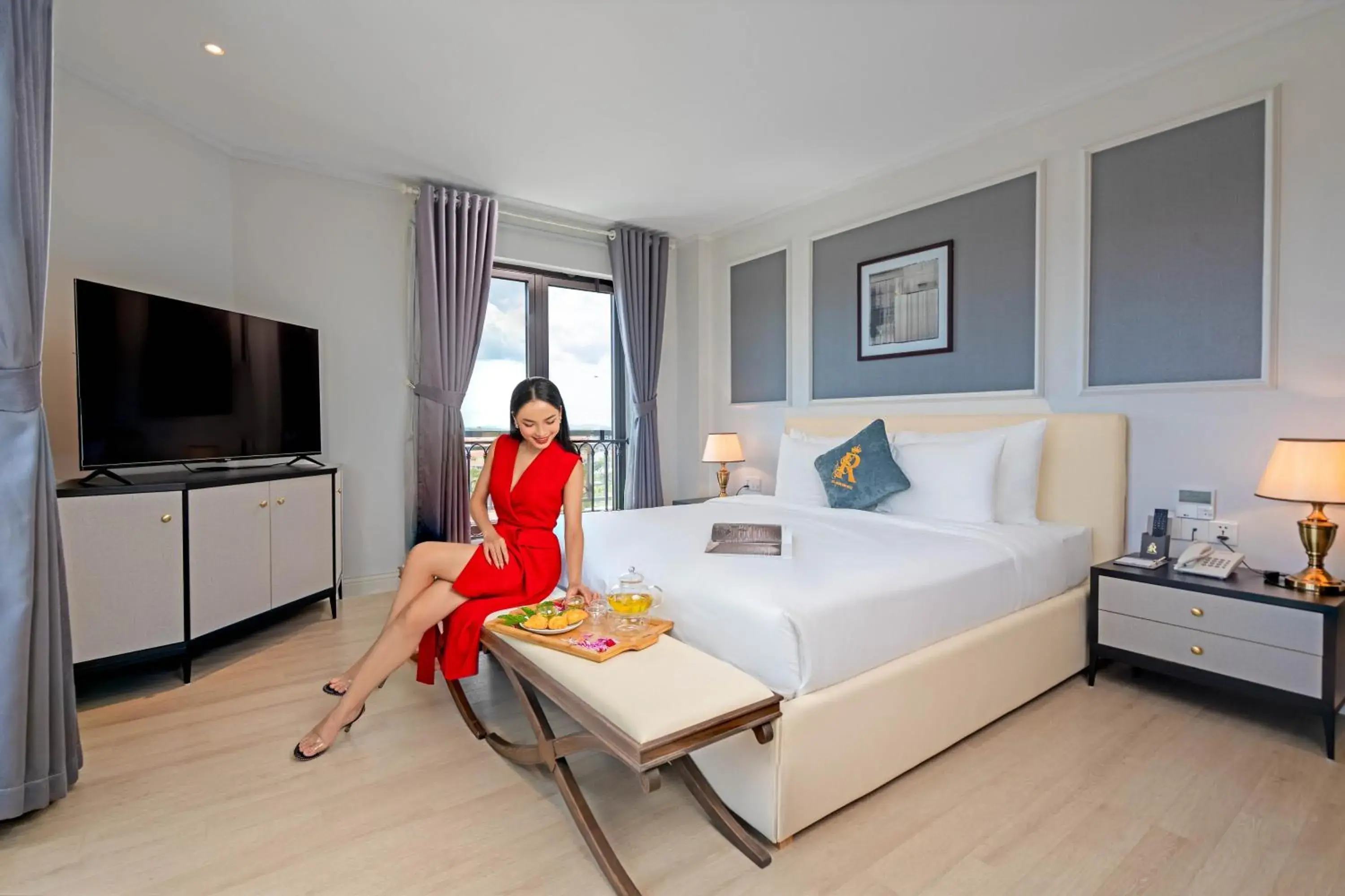 Coffee/tea facilities, Bed in Rex Quang Binh Hotel Coffee/tea facilities, Bed in Rex Quang Binh Hotel