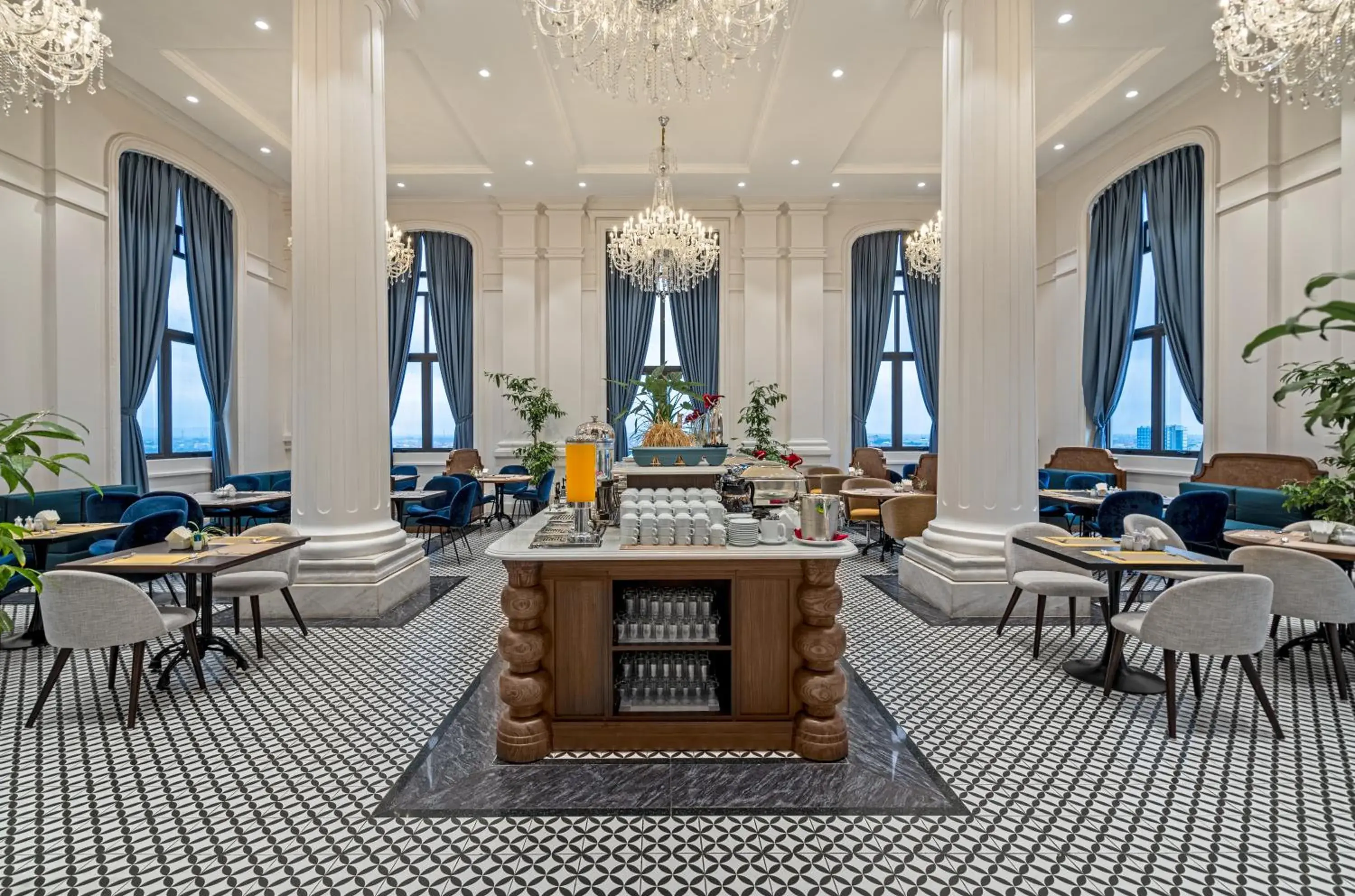 Restaurant/places to eat in Rex Quang Binh Hotel Restaurant/places to eat in Rex Quang Binh Hotel