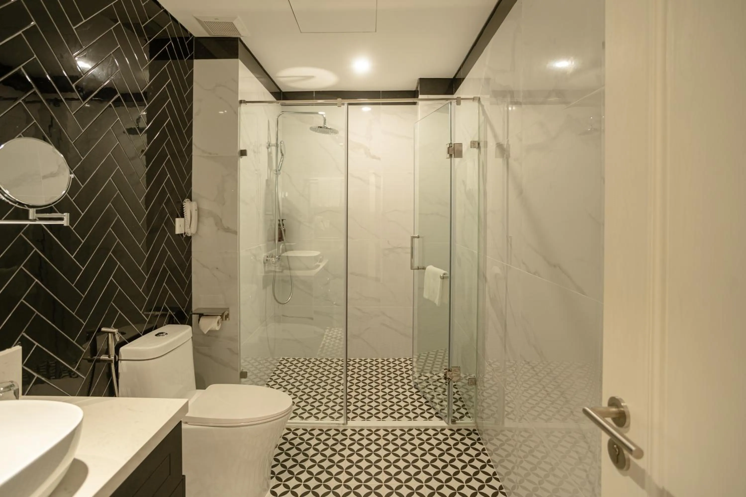 Shower in Rex Quang Binh Hotel