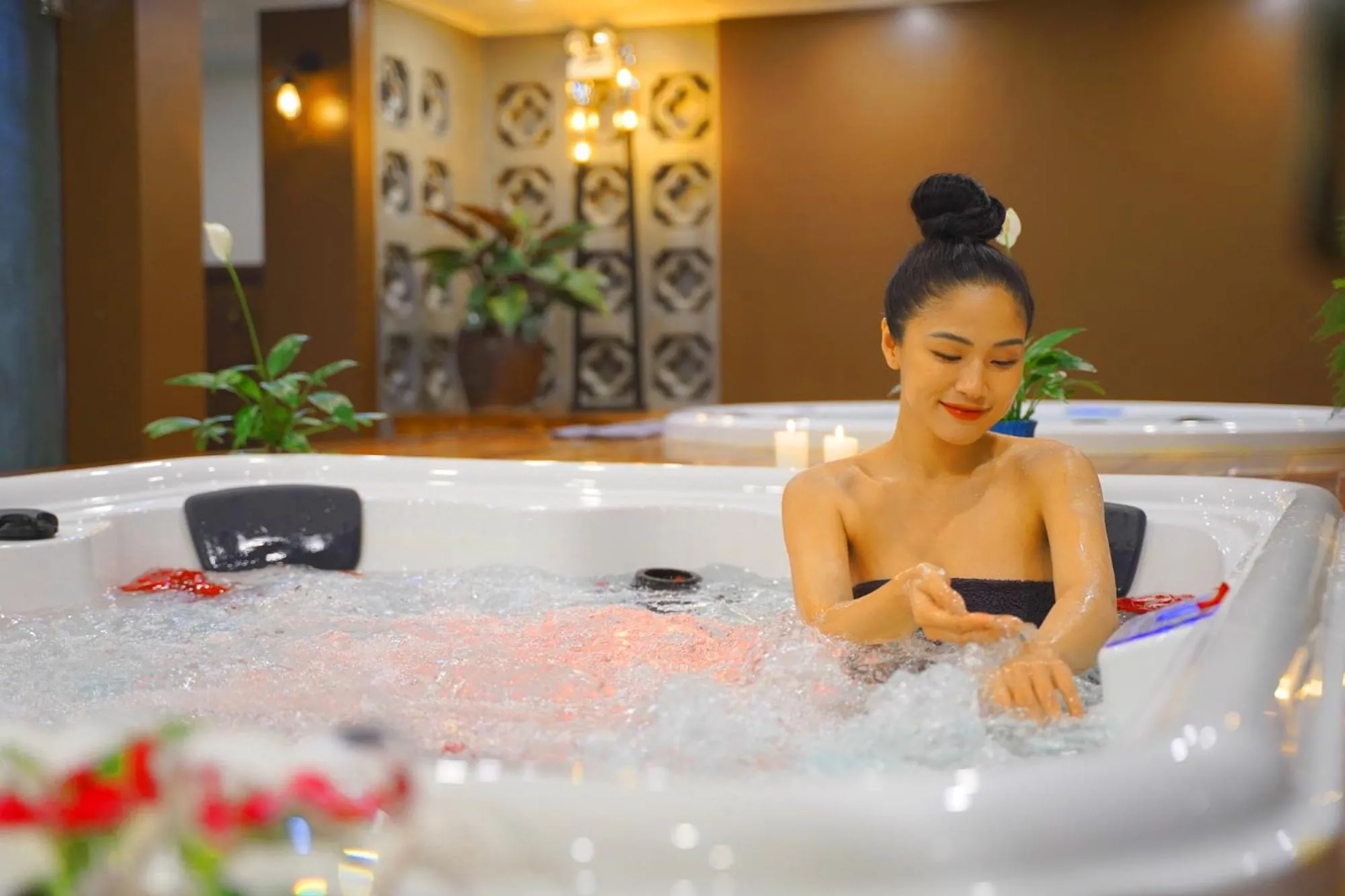 Hot Tub in Rex Quang Binh Hotel