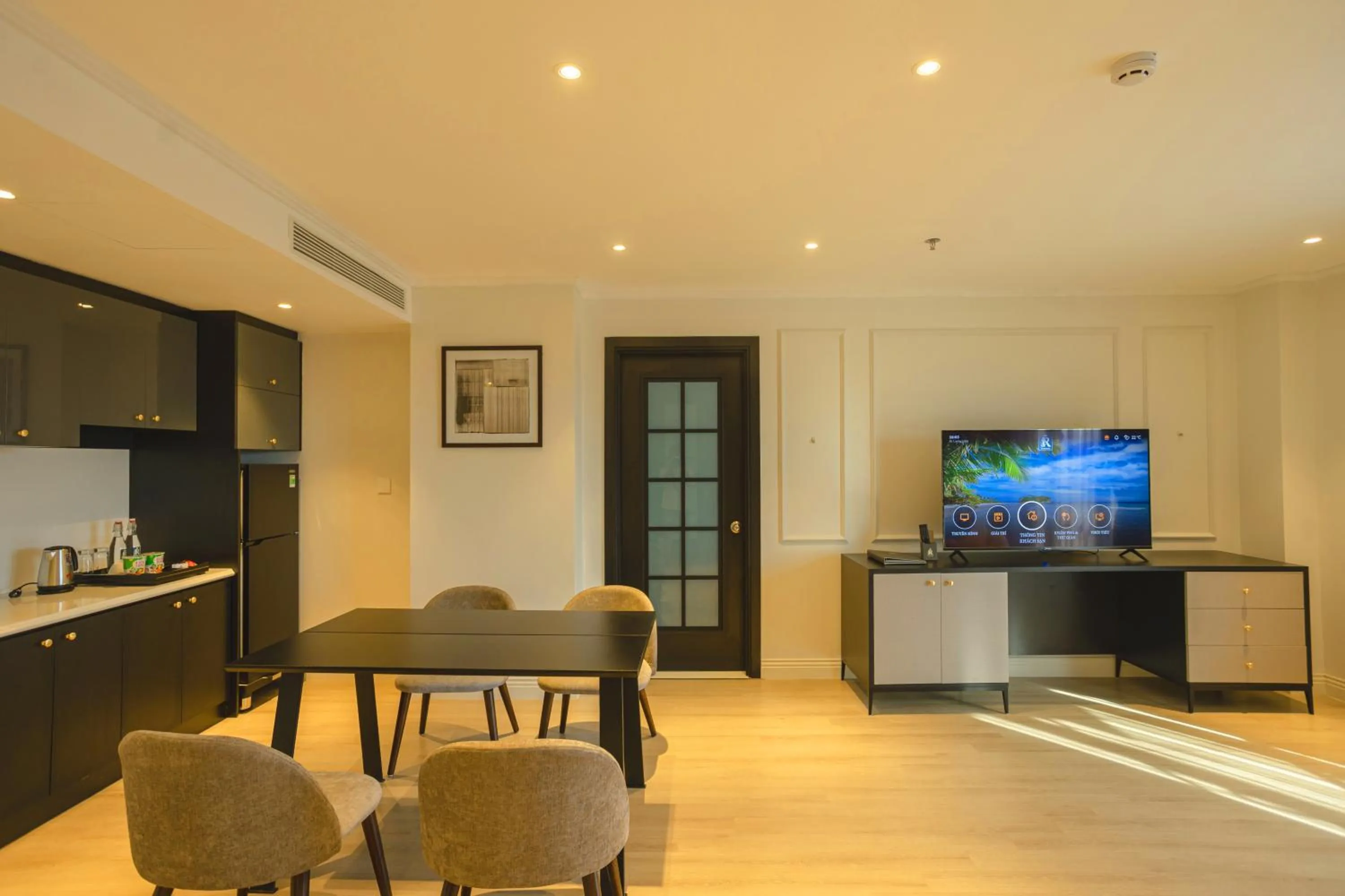 TV and multimedia in Rex Quang Binh Hotel