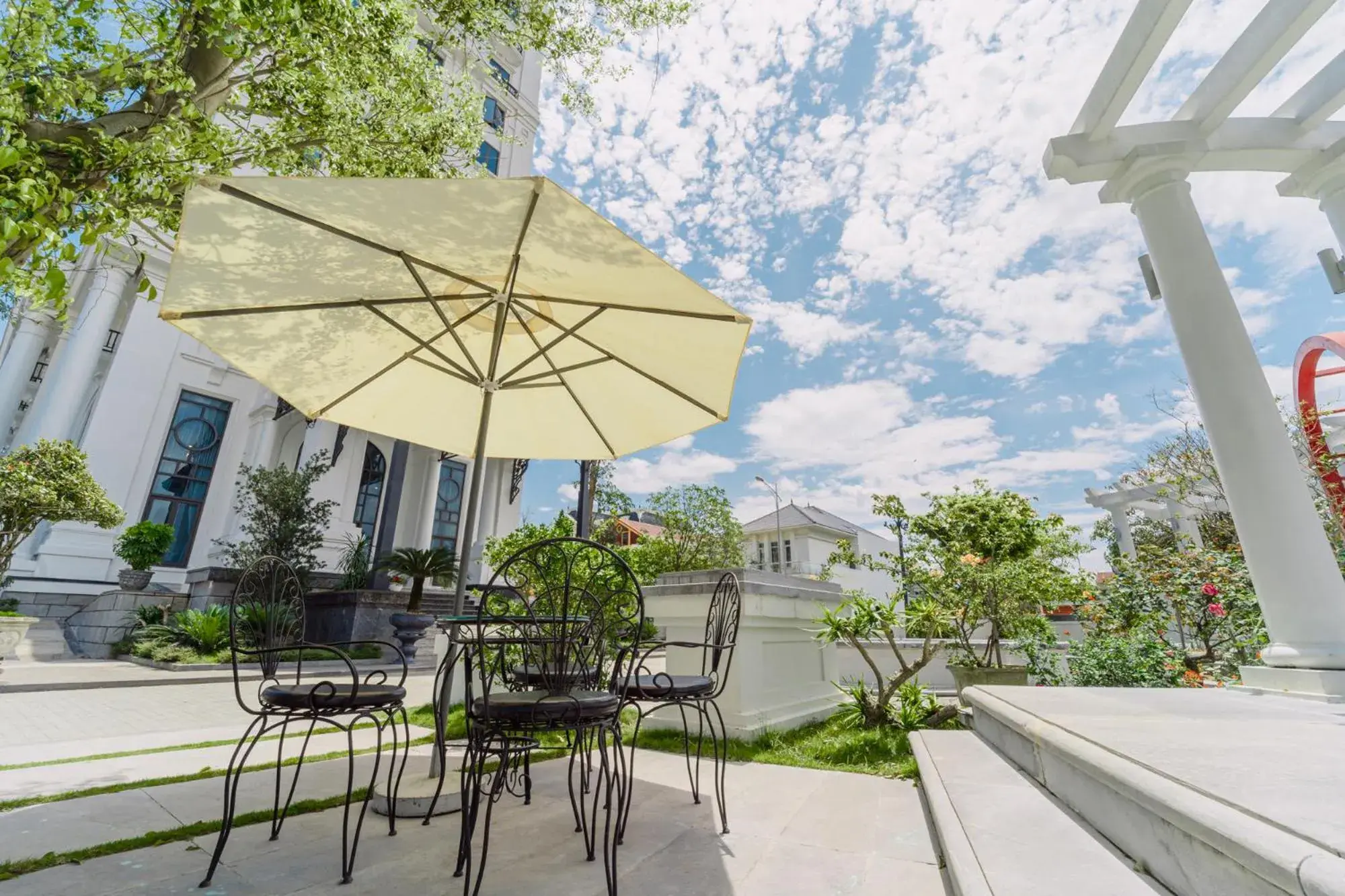 Property building in Rex Quang Binh Hotel Property building in Rex Quang Binh Hotel