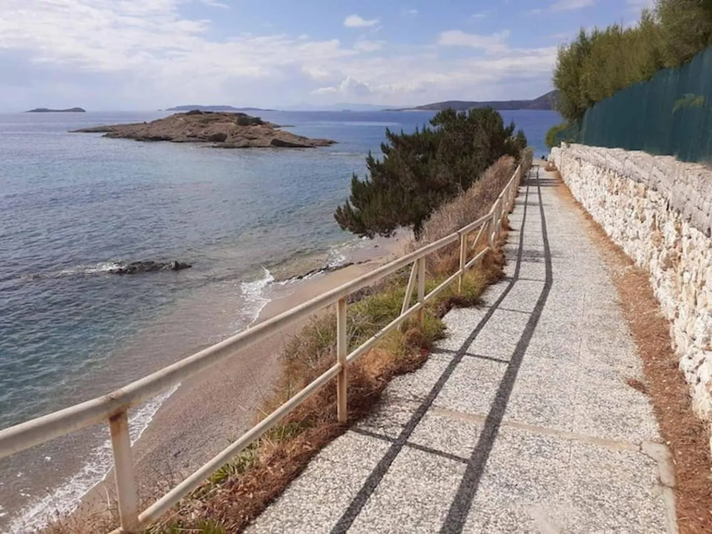Beach in Breezy summer maisonette with exciting view!