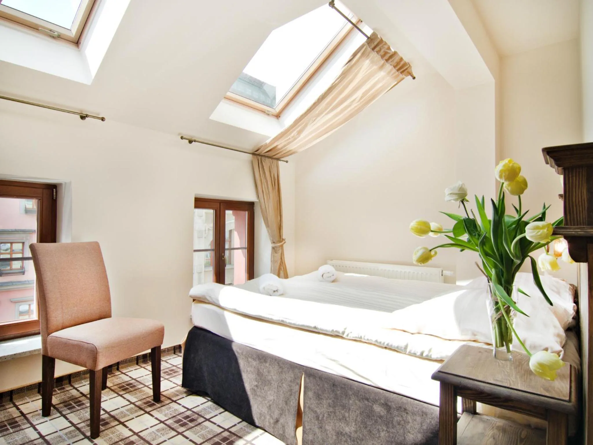 Bed in Five Stars Bed&Breakfast